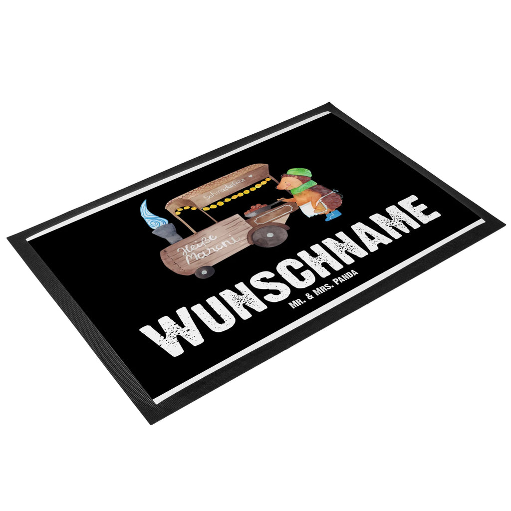 Personalisierte Fußmatte Igel Maronen Personalisierte Fußmatte, Haustürmatte personalisiert, Türvorleger mit Namen, Bedrucken, Personalisieruung, Türvorleger personalisiert, Namensfussmatte, Fußmatte bedrucken, Fußmatte mit Namen, Personalisiert, Wunschnamen, Winter, Weihnachten, Weihnachtsdeko, Nikolaus, Advent, Heiligabend, Wintermotiv, Kastanien, Maronen, Weihnachtsmarkt, Duft