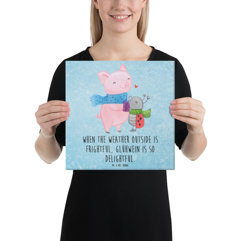 Leinwand Bild Glühschwein Smörle Kunstdruck, Leinwand, Wintermotiv, Winter, Nikolaus, Weihnachten, Advent, Weihnachtsdeko, Heiligabend, Romantische Geschenkidee Glühwein, Winterlicher Glühwein Spruch, Glühwein Liebhaber Geschenk, Marienkäfer in Winterkleidung, Smörle Der Stolze Marienkäfer, Glühwein Ist Köstlich Spruch, Herzliches Marienkäfer Motiv, Süßer Marienkäfer Gibt Geschenk, Kreatives Glühschwein Design, Handgezeichnetes Glühschwein