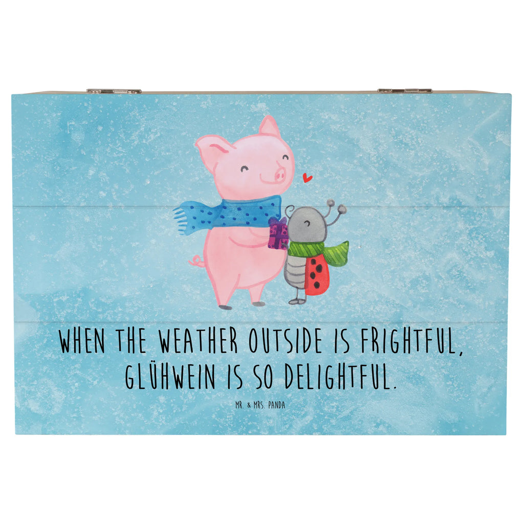 Holzkiste Glühschwein Smörle holzkästchen, Aufbewahrungsbox Holz, Holz Aufbewahrungsbox, Aufbewahrungsbox aus Holz, Holzboxen, holztruhen, Holzkisten, Holzbox, aufbewahrungskisten, Aufbewahrungskiste, kiste holz, Holztruhe, Holzkiste, aufbewahrungstruhe, aufbewahrungskiste mit deckel, holzschachtel, Box aus Holz, truhe holz, holzschatulle, Holzkiste mit Deckel, Schatulle, Aufbewahrungsbox, box holz, aufbewahrungsboxen, Holzbox mit Deckel, Weihnachtsdeko, Wintermotiv, Nikolaus, Heiligabend, Advent, Weihnachten, Winter, Winterlicher Glühwein Spruch, Romantische Geschenkidee Glühwein, Handgezeichnetes Glühschwein, Herzliches Marienkäfer Motiv, Marienkäfer in Winterkleidung, Kreatives Glühschwein Design, Smörle Der Stolze Marienkäfer, Süßer Marienkäfer Gibt Geschenk, Glühwein Liebhaber Geschenk, Glühwein Ist Köstlich Spruch