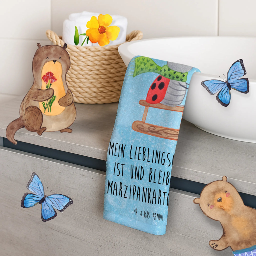 Guest towel Smörle sledding Gästehandtuch Baumwolle, Handtuch Gästezimmer, Gästehandtuch Saugfähig, Gästehandtücher, Gäste-Tuch, Kleines Handtuch, Handtuch Gästeformat, Gästehandtuch Beige, Handtuch Für Toilette, Gästehandtuch Mit Muster, Gästehandtuch Schnell Trocknend, Gästehandtuch Schwarz, Gästehandtuch Klassisch, Gästehandtuch Bio Baumwolle, Gästehandtuch Weiß, Gästehandtuch Ökologisch, Gästehandtuch Weich, Gästehandtuch Hochwertig, Gästehandtuch Für Hotels, Gästehandtuch Modern, Handtuch Für Gäste, Gästehandtuch 30x50, Gästehandtuch Waschbar, Gästehandtuch Badezimmer, Gästehandtuch Grau, Gästehandtuch Nachhaltig, Gästehandtuch Bunt, Gästehandtuch Bad, Gästehandtuch, Handtuch Klein, Gästehandtuch Set, Gästehandtuch Strapazierfähig, Gästehandtuch Pflegeleicht, Gästehandtuch Mit Bordüre, Handtuch Für Gäste-WC, Waschhandtuch, Winter, Weihnachten, Weihnachtsdeko, Nikolaus, Advent, Heiligabend, Wintermotiv, Smörle, Marzipan, Schlittenfahren