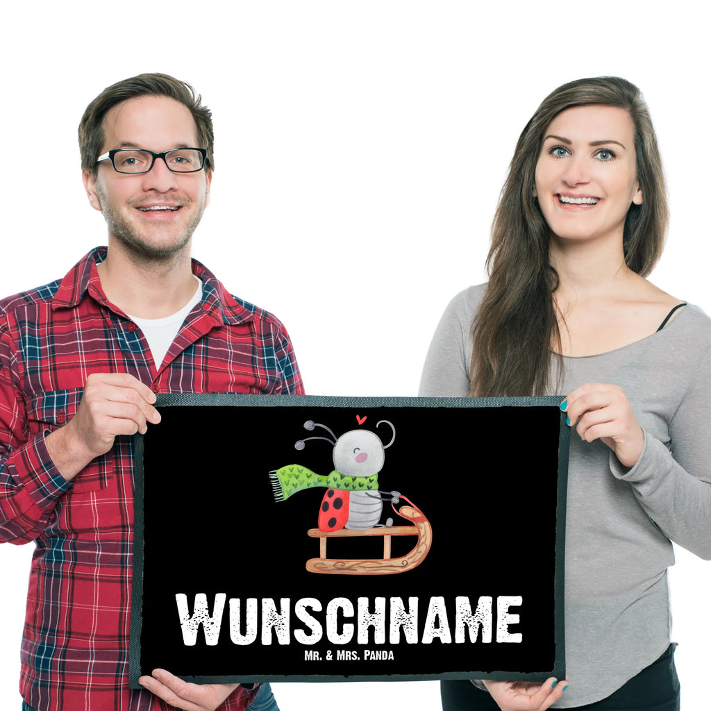 Personalized doormat Smörle sledding Fußmatte mit Namen, Wunschnamen, Bedrucken, Personalisierung, Haustürmatte Personalisiert, Namensfussmatte, Personalisiert, Türvorleger Personalisiert, Personalisierte Fußmatte, Fußmatte Bedrucken, Türvorleger mit Namen, Wintermotiv, Heiligabend, Advent, Weihnachten, Nikolaus, Weihnachtsdeko, Winter, Schlittenfahren, Marzipan, Smörle