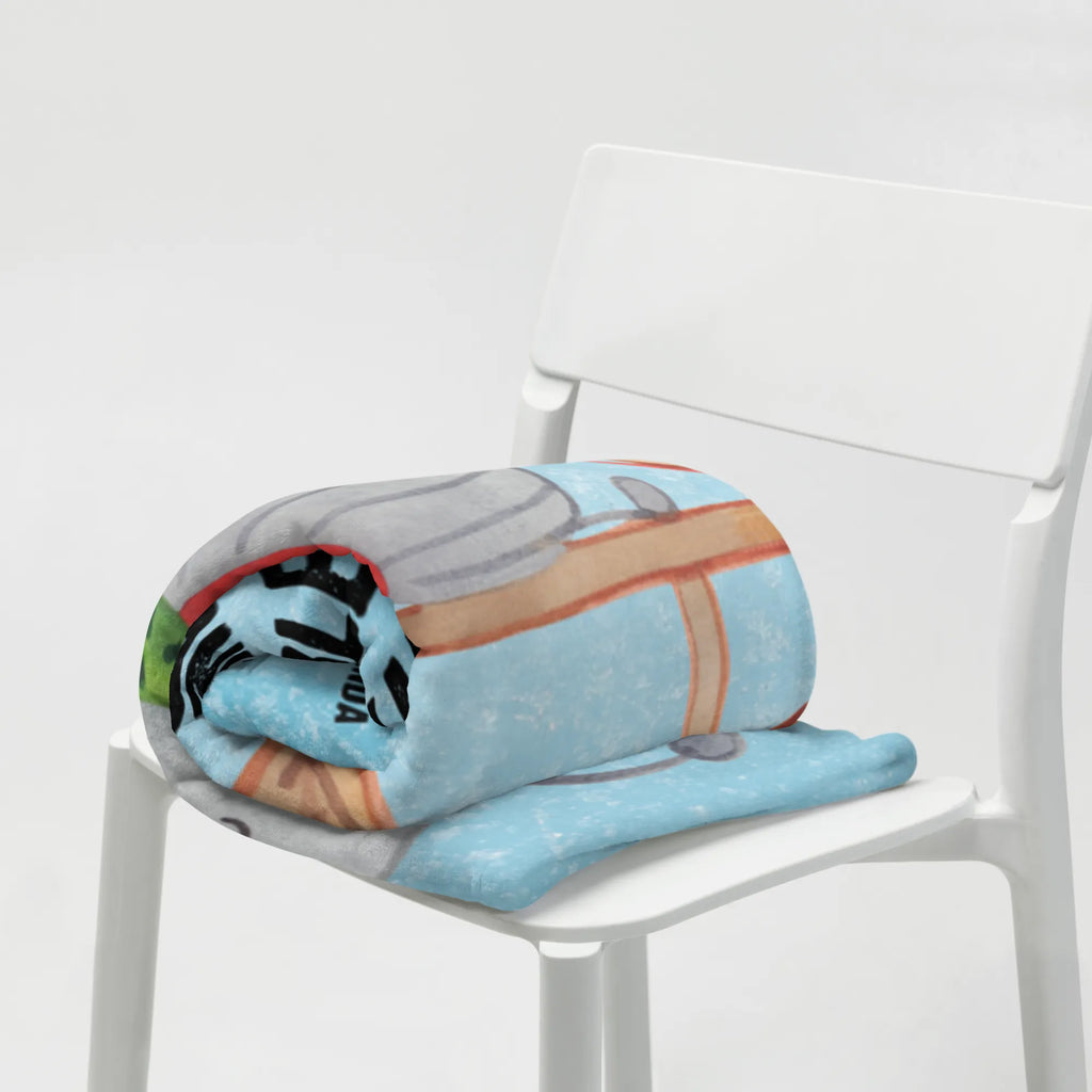 Kuscheldecke Smörle Rodeln Kuscheldecke XXL, Weihnachtsgeschenk, Entspannen, Decke, Fleecedecke, Dekoration, Dekodecke, Tagesdecke, Wohndecke, Kuschelfleecedecke, Wolldecke, Gemütlich, Sofadecke, Schmusedecke, Kinderdecke, Jahrestagsgeschenk, Mikrofaser Decke, Wohnzimmerdecke, Weihnachten, Winter, Weihnachtsdeko, Nikolaus, Advent, Heiligabend, Wintermotiv, Schlittenfahren, Smörle, Marzipan