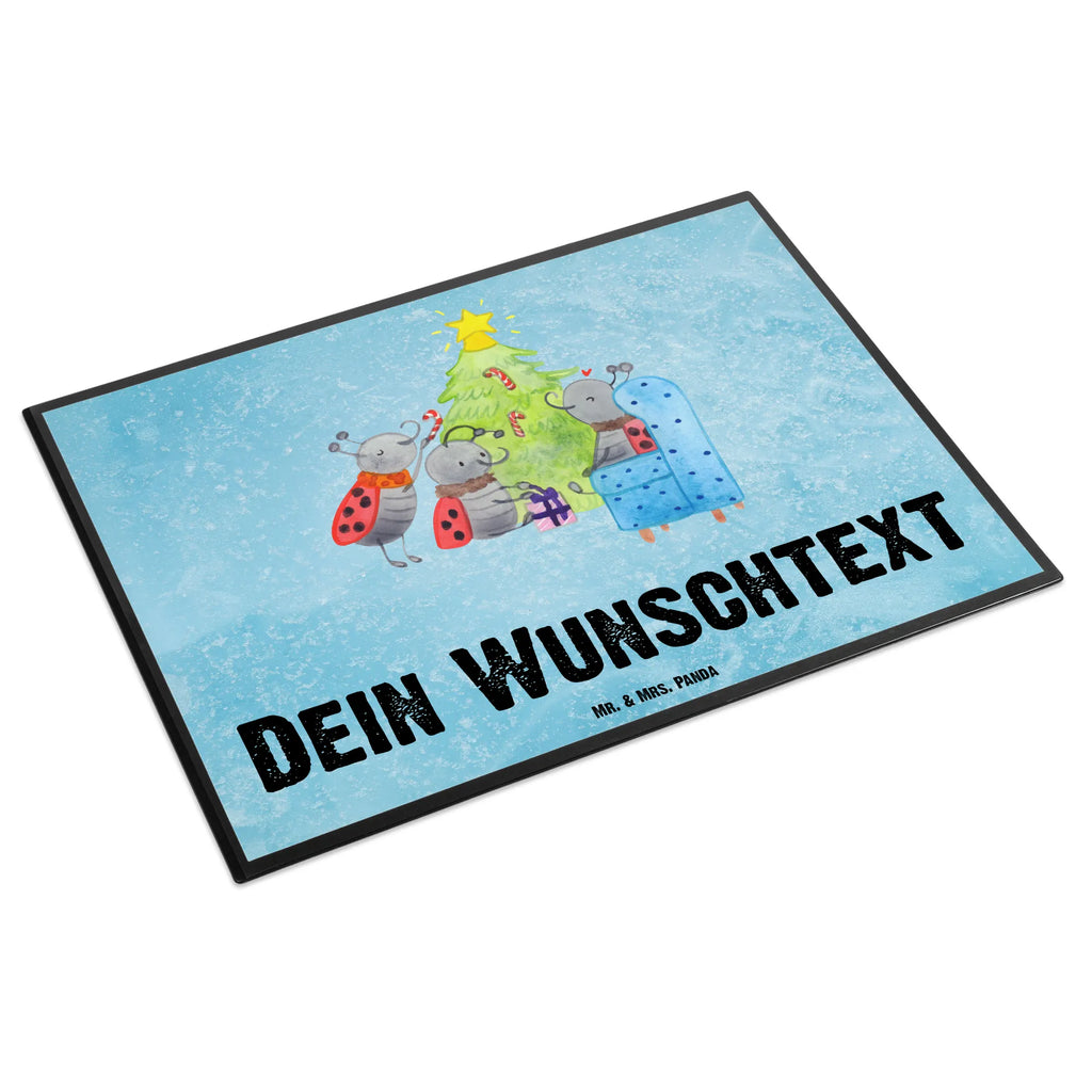 Personalisierte Schreibtischunterlage Weihnachten Smörle Personalisierte Schreibtischauflage, Selbst gestalten, Namensaufdruck, Personalisierte Schreibunterlage, Schreibtisch Unterlagen mit Namen, Namenspersonalisierung, Schreibunterlage mit Namen, Schreibtischauflage mit Namen, Personalisierte Schreibtisch Unterlagen, Winter, Weihnachten, Weihnachtsdeko, Nikolaus, Advent, Heiligabend, Wintermotiv, Weihnachtsbaum, Pfefferminzstange, Tannennadeln, Geschenk