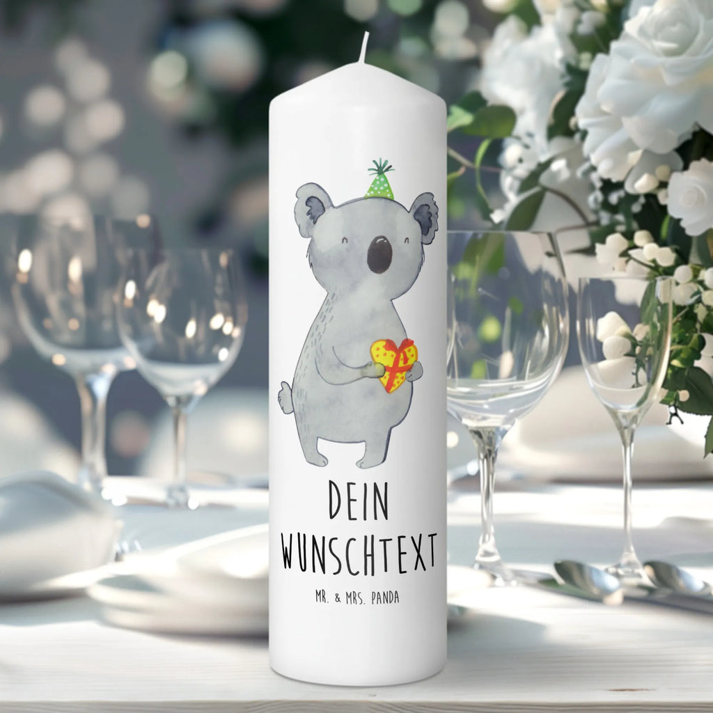 Personalised candle Koala bear Gift Personalisierte Kerze, Osterkerze Mit Namen, Metall-Kerze Mit Namensgravur, Outdoor-Kerze Mit Namensgravur, Andachtskerze Mit Namensgravur, Adventskerze Mit Wunschname, Kerze Mit Spruch Und Namen, Streukerze Mit Namensdruck, Weihnachtskerze Mit Namensgravur, Gedenkkerze Mit Namen, LED-Kerze Mit Wunschname, Glas-Kerze Mit Wunschname, Laternenkerze Mit Namensdruck, Blockkerze Mit Namensdruck, Votivkerze Mit Wunschname, Firmungskerze Mit Wunschname, Kerze Für Hochzeit Mit Namensgravur, Trauerkerze Mit Namen, Gartenkerze Mit Namen, Stumpenkerze Mit Namensgravur, Bio-Kerze Mit Wunschname, Schwimmkerze Mit Namen, Holz-Kerze Mit Namen, Tafelkerze Mit Wunschname, Duftkerze Mit Namen, Fair-Trade-Kerze Mit Namensgravur, Grabkerze Mit Namensgravur, Kommunionkerze Mit Namen, Tischkerze Mit Namensdruck, Gastgeschenk Kerze Mit Namen, Bienenwachskerze Mit Wunschname, Kerzen-Set Mit Namensgravur, Stabkerze Mit Gravur, Taufekerze Mit Namensgravur, Stearinkerze Mit Gravur, Sojawachskerze Mit Namensdruck, Kerze Für Geburtstag Mit Wunschname, Handgegossene Kerze Mit Namen, Kerze Mit Prägung Und Wunschname, Kerze Mit Namen, Handgemachte Kerze Mit Wunschname, Teelicht Mit Namensdruck, Koala, Koalabär, Geschenk, Geburtstag, Party
