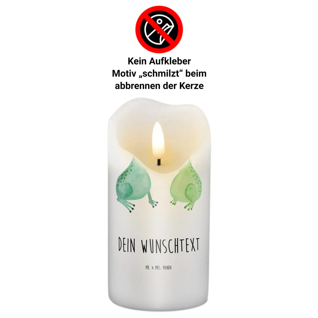 Personalised candle Frogs in love Bio-Kerze Mit Wunschname, Stearinkerze Mit Gravur, Streukerze Mit Namensdruck, Schwimmkerze Mit Namen, LED-Kerze Mit Wunschname, Handgemachte Kerze Mit Wunschname, Tafelkerze Mit Wunschname, Kerze Mit Namen, Kerze Mit Prägung Und Wunschname, Kerze Für Hochzeit Mit Namensgravur, Gastgeschenk Kerze Mit Namen, Blockkerze Mit Namensdruck, Kerzen-Set Mit Namensgravur, Stabkerze Mit Gravur, Kerze Mit Spruch Und Namen, Kommunionkerze Mit Namen, Adventskerze Mit Wunschname, Fair-Trade-Kerze Mit Namensgravur, Teelicht Mit Namensdruck, Laternenkerze Mit Namensdruck, Bienenwachskerze Mit Wunschname, Metall-Kerze Mit Namensgravur, Tischkerze Mit Namensdruck, Sojawachskerze Mit Namensdruck, Trauerkerze Mit Namen, Weihnachtskerze Mit Namensgravur, Personalisierte Kerze, Osterkerze Mit Namen, Firmungskerze Mit Wunschname, Andachtskerze Mit Namensgravur, Glas-Kerze Mit Wunschname, Taufekerze Mit Namensgravur, Gedenkkerze Mit Namen, Kerze Für Geburtstag Mit Wunschname, Grabkerze Mit Namensgravur, Gartenkerze Mit Namen, Stumpenkerze Mit Namensgravur, Holz-Kerze Mit Namen, Duftkerze Mit Namen, Votivkerze Mit Wunschname, Outdoor-Kerze Mit Namensgravur, Handgegossene Kerze Mit Namen, Liebe, Partner, Freund, Freundin, Ehemann, Ehefrau, Heiraten, Verlobung, Heiratsantrag, Liebesgeschenk, Jahrestag, Hocheitstag, Fröschchen, Froschkönig, Geschenk Freund, Geschenk Hochzeit, Verheiratet, Frosch, Liebesbeweis, Frösche, Geschenk Freundin, Verliebt, Verlobt, Hochzeitstag
