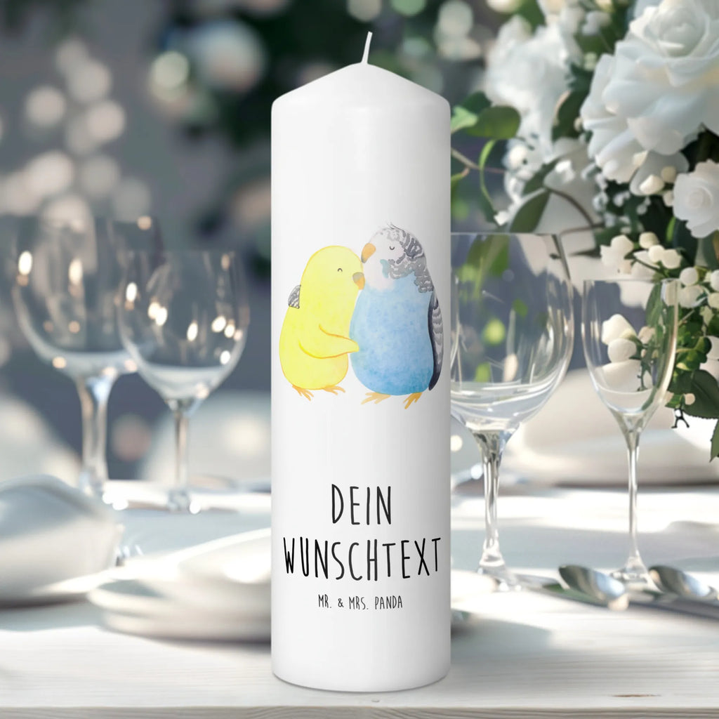 Personalisierte Kerze Wellensittich Liebe Glas-Kerze Mit Wunschname, Outdoor-Kerze Mit Namensgravur, Gastgeschenk Kerze Mit Namen, Kerzen-Set Mit Namensgravur, Trauerkerze Mit Namen, Personalisierte Kerze, Laternenkerze Mit Namensdruck, Kerze Für Hochzeit Mit Namensgravur, Metall-Kerze Mit Namensgravur, Sojawachskerze Mit Namensdruck, Kommunionkerze Mit Namen, Handgegossene Kerze Mit Namen, Bio-Kerze Mit Wunschname, Holz-Kerze Mit Namen, Stearinkerze Mit Gravur, Gedenkkerze Mit Namen, Blockkerze Mit Namensdruck, Stumpenkerze Mit Namensgravur, Osterkerze Mit Namen, Bienenwachskerze Mit Wunschname, Teelicht Mit Namensdruck, Gartenkerze Mit Namen, Duftkerze Mit Namen, Andachtskerze Mit Namensgravur, Schwimmkerze Mit Namen, Tafelkerze Mit Wunschname, Kerze Mit Namen, Taufekerze Mit Namensgravur, Fair-Trade-Kerze Mit Namensgravur, Stabkerze Mit Gravur, Tischkerze Mit Namensdruck, Weihnachtskerze Mit Namensgravur, Firmungskerze Mit Wunschname, Adventskerze Mit Wunschname, Kerze Für Geburtstag Mit Wunschname, Kerze Mit Spruch Und Namen, Handgemachte Kerze Mit Wunschname, Kerze Mit Prägung Und Wunschname, Votivkerze Mit Wunschname, LED-Kerze Mit Wunschname, Grabkerze Mit Namensgravur, Streukerze Mit Namensdruck, Liebe, Partner, Freund, Freundin, Ehemann, Ehefrau, Heiraten, Verlobung, Heiratsantrag, Liebesgeschenk, Jahrestag, Hocheitstag, Wellensittich, Kuscheln, Vögel, Nähe, Vertrauen