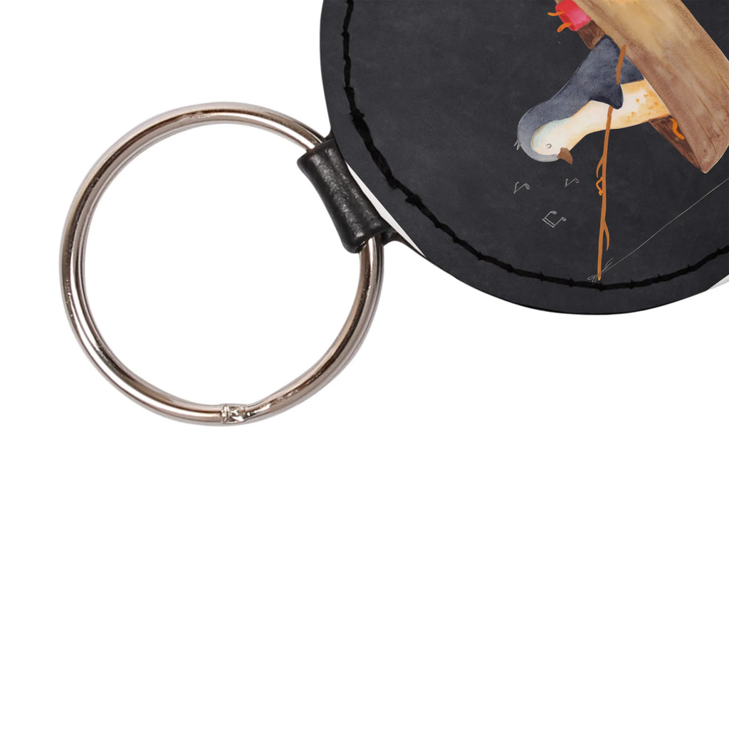 Personalisierter Schlüsselanhänger Pinguin Angelboot Filz Schlüsselanhänger Mit Text, Schlüsselanhänger Für Kinder Mit Namen, Freundschafts Schlüsselanhänger Mit Namen, Schlüsselanhänger Aus Holz Mit Wunschtext, Schlüsselanhänger Mit Namen, Metall Schlüsselanhänger Mit Namen, Handgemachter Schlüsselanhänger Mit Wunschtext, Schlüsselanhänger Für Frauen Mit Wunschtext, Schlüsselanhänger Liebevoll Gestaltet, Schlüsselanhänger Mit Widmung, Schlüsselanhänger Mit Gravur, Personalisierter Schlüsselanhänger, Partner Schlüsselanhänger Personalisiert, Schlüsselanhänger Mit Botschaft, Schlüsselanhänger Bedruckt, Schlüsselanhänger Individuell, Schlüsselanhänger Mit Koordinaten, Schlüsselanhänger Mit Wunschtext, Schlüsselanhänger Mit Spruch, Schlüsselanhänger Mit Initialen, Schlüsselanhänger Für Auto Mit Wunschtext, Schlüsselanhänger Für Paare Mit Wunschtext, Schlüsselanhänger Vintage Mit Gravur, Schlüsselanhänger Für Haus Mit Gravur, Schlüsselanhänger Geschenk Personalisiert, Schlüsselanhänger Mit Herz Und Gravur, Schlüsselanhänger Mit Text, Schlüsselanhänger Modern Mit Namen, Schlüsselanhänger Selbst Gestalten, Schlüsselanhänger Für Männer Mit Gravur, Schlüsselanhänger Aus Leder Mit Gravur, Schlüsselanhänger Mit Datum, Pinguin, Boot, Pinguine, Motivation, Scheidung, Lebenslust, Neuanfang, genießen, Geschenkidee Liebeskummer, Trennung, Angeln, Neustart, Leben, Angelboot