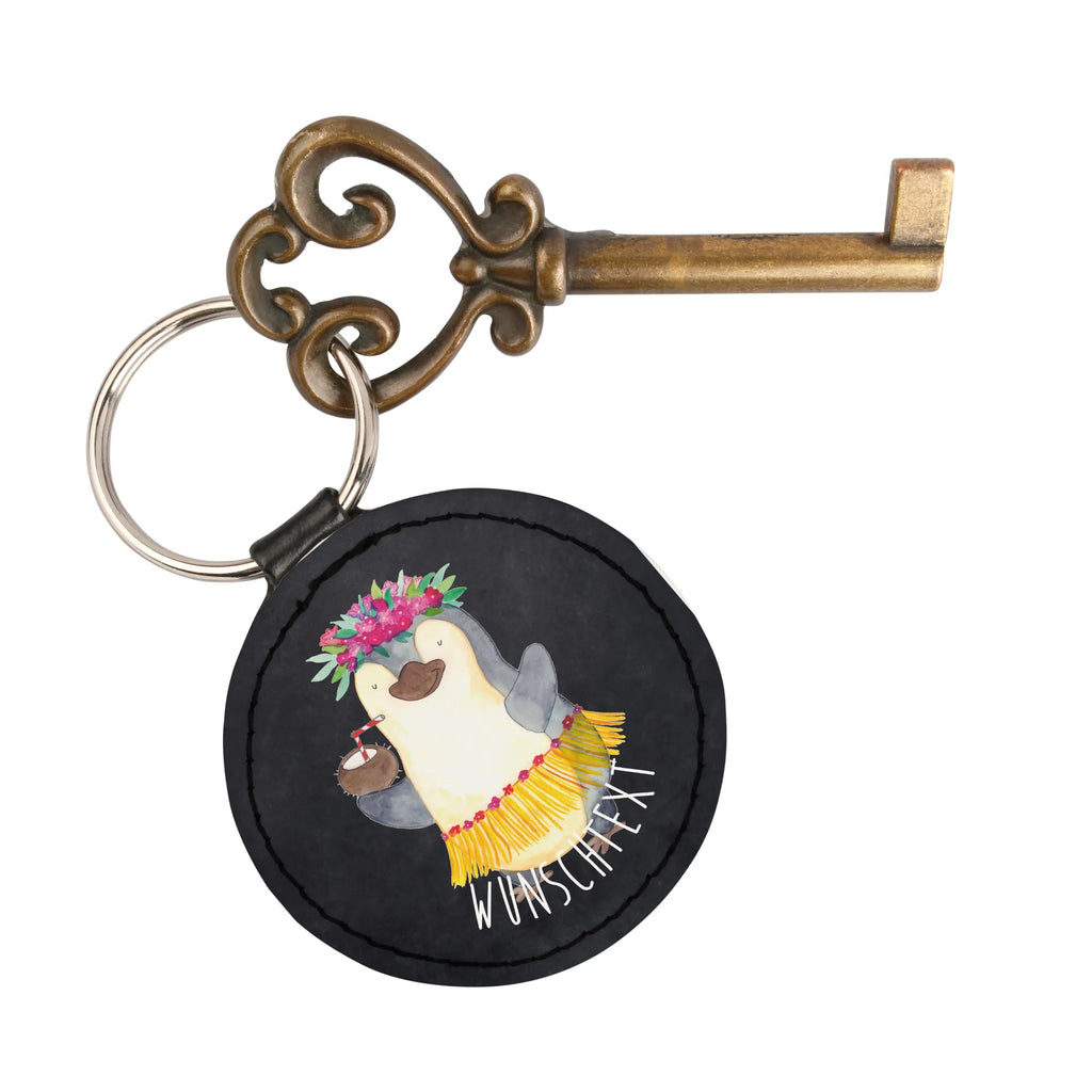 Personalisierter Schlüsselanhänger Pinguin Kokosnuss Schlüsselanhänger Bedruckt, Schlüsselanhänger Geschenk Personalisiert, Schlüsselanhänger Für Paare Mit Wunschtext, Schlüsselanhänger Liebevoll Gestaltet, Schlüsselanhänger Mit Text, Schlüsselanhänger Mit Herz Und Gravur, Schlüsselanhänger Für Männer Mit Gravur, Schlüsselanhänger Für Haus Mit Gravur, Schlüsselanhänger Aus Holz Mit Wunschtext, Freundschafts Schlüsselanhänger Mit Namen, Handgemachter Schlüsselanhänger Mit Wunschtext, Schlüsselanhänger Mit Spruch, Schlüsselanhänger Mit Datum, Schlüsselanhänger Vintage Mit Gravur, Schlüsselanhänger Mit Botschaft, Schlüsselanhänger Aus Leder Mit Gravur, Schlüsselanhänger Selbst Gestalten, Schlüsselanhänger Für Kinder Mit Namen, Schlüsselanhänger Mit Widmung, Schlüsselanhänger Mit Koordinaten, Schlüsselanhänger Individuell, Schlüsselanhänger Mit Initialen, Filz Schlüsselanhänger Mit Text, Schlüsselanhänger Mit Wunschtext, Schlüsselanhänger Mit Namen, Personalisierter Schlüsselanhänger, Metall Schlüsselanhänger Mit Namen, Schlüsselanhänger Für Frauen Mit Wunschtext, Schlüsselanhänger Mit Gravur, Partner Schlüsselanhänger Personalisiert, Schlüsselanhänger Für Auto Mit Wunschtext, Schlüsselanhänger Modern Mit Namen, Pinguin, Kokosnuss, Aloha, Hawaii, Urlaub, Pinguine