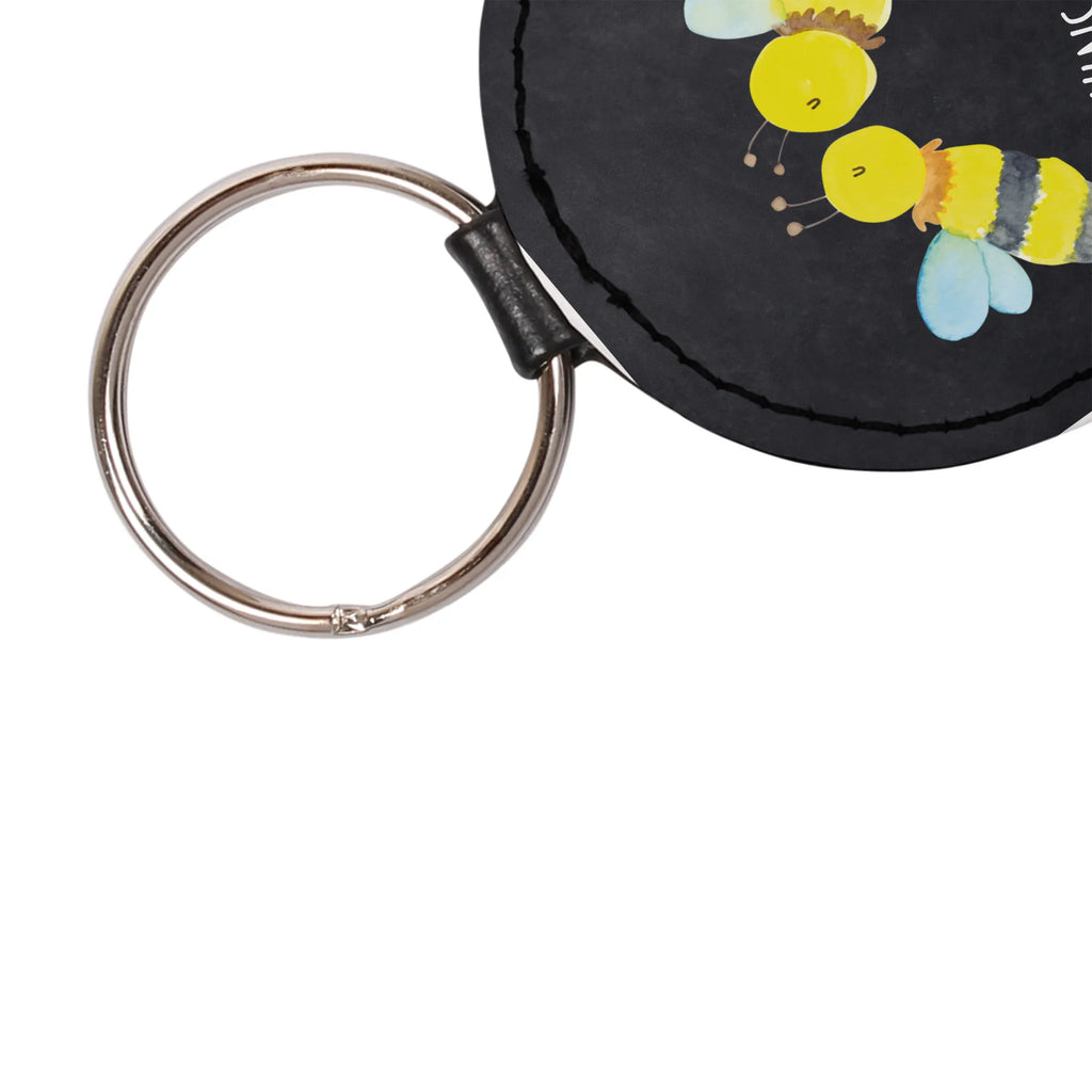 Personalisierter Schlüsselanhänger Biene Liebe Schlüsselanhänger Aus Holz Mit Wunschtext, Schlüsselanhänger Für Haus Mit Gravur, Schlüsselanhänger Für Kinder Mit Namen, Schlüsselanhänger Individuell, Schlüsselanhänger Mit Initialen, Schlüsselanhänger Für Männer Mit Gravur, Schlüsselanhänger Für Frauen Mit Wunschtext, Schlüsselanhänger Aus Leder Mit Gravur, Handgemachter Schlüsselanhänger Mit Wunschtext, Schlüsselanhänger Mit Wunschtext, Schlüsselanhänger Modern Mit Namen, Schlüsselanhänger Mit Koordinaten, Schlüsselanhänger Liebevoll Gestaltet, Filz Schlüsselanhänger Mit Text, Schlüsselanhänger Mit Botschaft, Schlüsselanhänger Für Paare Mit Wunschtext, Schlüsselanhänger Vintage Mit Gravur, Schlüsselanhänger Geschenk Personalisiert, Schlüsselanhänger Mit Text, Metall Schlüsselanhänger Mit Namen, Schlüsselanhänger Bedruckt, Partner Schlüsselanhänger Personalisiert, Schlüsselanhänger Selbst Gestalten, Freundschafts Schlüsselanhänger Mit Namen, Schlüsselanhänger Mit Herz Und Gravur, Schlüsselanhänger Mit Datum, Schlüsselanhänger Für Auto Mit Wunschtext, Personalisierter Schlüsselanhänger, Schlüsselanhänger Mit Widmung, Biene, Wespe, Hummel