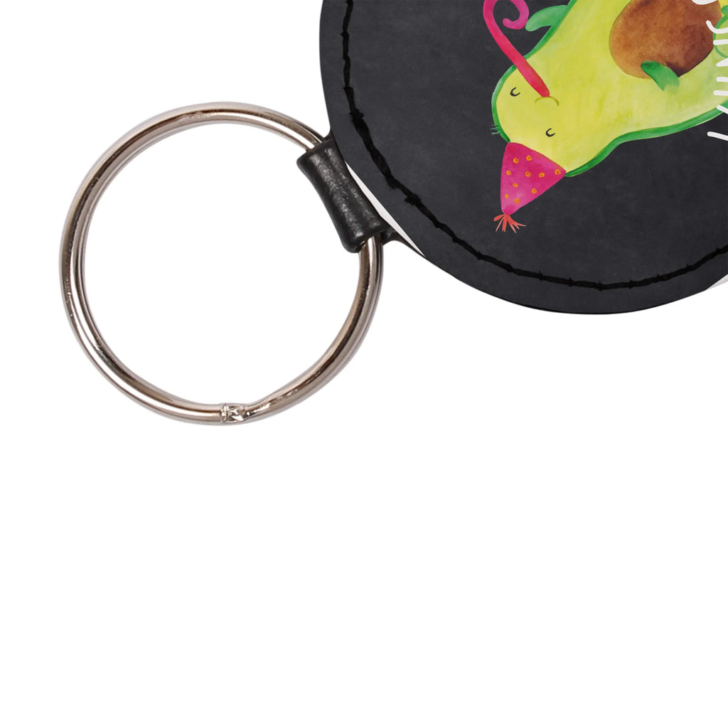 Personalisierter Schlüsselanhänger Avocado Feier Schlüsselanhänger Vintage Mit Gravur, Schlüsselanhänger Mit Datum, Personalisierter Schlüsselanhänger, Metall Schlüsselanhänger Mit Namen, Schlüsselanhänger Modern Mit Namen, Schlüsselanhänger Für Paare Mit Wunschtext, Handgemachter Schlüsselanhänger Mit Wunschtext, Schlüsselanhänger Mit Botschaft, Freundschafts Schlüsselanhänger Mit Namen, Schlüsselanhänger Aus Holz Mit Wunschtext, Schlüsselanhänger Mit Text, Schlüsselanhänger Bedruckt, Schlüsselanhänger Für Haus Mit Gravur, Schlüsselanhänger Mit Widmung, Schlüsselanhänger Individuell, Schlüsselanhänger Mit Wunschtext, Schlüsselanhänger Selbst Gestalten, Schlüsselanhänger Aus Leder Mit Gravur, Schlüsselanhänger Für Kinder Mit Namen, Schlüsselanhänger Für Auto Mit Wunschtext, Schlüsselanhänger Für Frauen Mit Wunschtext, Partner Schlüsselanhänger Personalisiert, Schlüsselanhänger Für Männer Mit Gravur, Schlüsselanhänger Liebevoll Gestaltet, Schlüsselanhänger Mit Koordinaten, Schlüsselanhänger Mit Herz Und Gravur, Schlüsselanhänger Mit Initialen, Schlüsselanhänger Geschenk Personalisiert, Filz Schlüsselanhänger Mit Text, Avocado, Veggie, Vegan, Gesund, Party, Feierlichkeit, Tröte, Feier, Geburtstag, Fete, Gute Laune