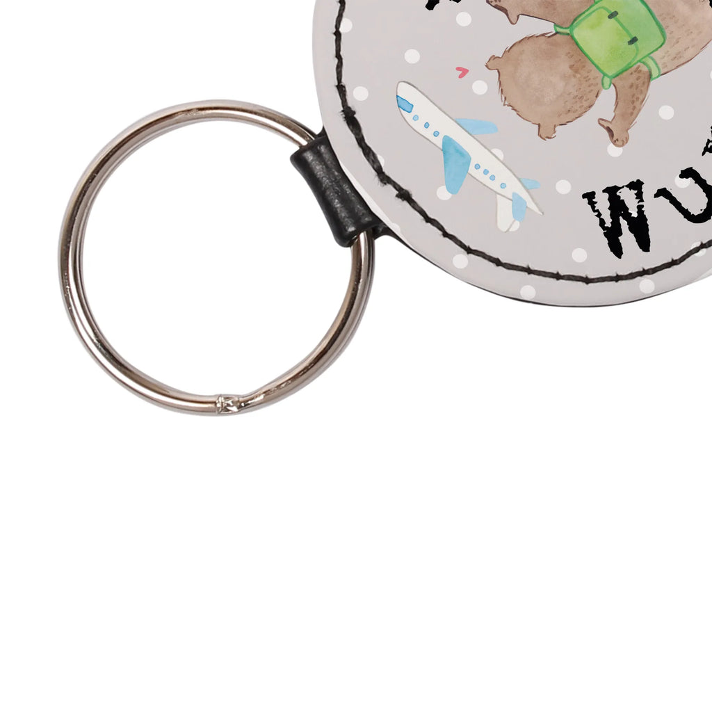Personalisierter Schlüsselanhänger Bär Reisen Handgemachter Schlüsselanhänger Mit Wunschtext, Schlüsselanhänger Mit Wunschtext, Schlüsselanhänger Mit Widmung, Schlüsselanhänger Vintage Mit Gravur, Schlüsselanhänger Selbst Gestalten, Schlüsselanhänger Für Männer Mit Gravur, Schlüsselanhänger Mit Namen, Schlüsselanhänger Für Kinder Mit Namen, Schlüsselanhänger Liebevoll Gestaltet, Schlüsselanhänger Bedruckt, Schlüsselanhänger Individuell, Partner Schlüsselanhänger Personalisiert, Filz Schlüsselanhänger Mit Text, Schlüsselanhänger Mit Gravur, Schlüsselanhänger Mit Text, Schlüsselanhänger Für Haus Mit Gravur, Schlüsselanhänger Für Paare Mit Wunschtext, Schlüsselanhänger Mit Herz Und Gravur, Schlüsselanhänger Für Frauen Mit Wunschtext, Schlüsselanhänger Für Auto Mit Wunschtext, Schlüsselanhänger Mit Botschaft, Freundschafts Schlüsselanhänger Mit Namen, Schlüsselanhänger Mit Initialen, Schlüsselanhänger Mit Spruch, Schlüsselanhänger Mit Datum, Metall Schlüsselanhänger Mit Namen, Schlüsselanhänger Aus Leder Mit Gravur, Schlüsselanhänger Mit Koordinaten, Schlüsselanhänger Modern Mit Namen, Schlüsselanhänger Geschenk Personalisiert, Schlüsselanhänger Aus Holz Mit Wunschtext, Personalisierter Schlüsselanhänger, Geschenk, Sport, Sportart, Hobby, Schenken, Danke, Dankeschön, Auszeichnung, Gewinn, Sportler, Urlaube, Reisebüro, Weltreise, Reiseveranstalter, Austauschjahr, Urlaub, Reisegruppe, Schüleraustausch, Auslandsjahr, Reisen