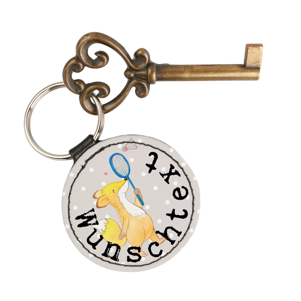 Personalisierter Schlüsselanhänger Fuchs Federball spielen Schlüsselanhänger Bedruckt, Handgemachter Schlüsselanhänger Mit Wunschtext, Metall Schlüsselanhänger Mit Namen, Schlüsselanhänger Mit Herz Und Gravur, Schlüsselanhänger Geschenk Personalisiert, Freundschafts Schlüsselanhänger Mit Namen, Schlüsselanhänger Liebevoll Gestaltet, Schlüsselanhänger Mit Wunschtext, Schlüsselanhänger Für Haus Mit Gravur, Partner Schlüsselanhänger Personalisiert, Filz Schlüsselanhänger Mit Text, Schlüsselanhänger Mit Botschaft, Schlüsselanhänger Mit Datum, Schlüsselanhänger Für Paare Mit Wunschtext, Schlüsselanhänger Mit Initialen, Personalisierter Schlüsselanhänger, Schlüsselanhänger Aus Holz Mit Wunschtext, Schlüsselanhänger Mit Spruch, Schlüsselanhänger Für Frauen Mit Wunschtext, Schlüsselanhänger Modern Mit Namen, Schlüsselanhänger Mit Text, Schlüsselanhänger Aus Leder Mit Gravur, Schlüsselanhänger Individuell, Schlüsselanhänger Für Männer Mit Gravur, Schlüsselanhänger Mit Namen, Schlüsselanhänger Für Kinder Mit Namen, Schlüsselanhänger Für Auto Mit Wunschtext, Schlüsselanhänger Mit Gravur, Schlüsselanhänger Mit Koordinaten, Schlüsselanhänger Vintage Mit Gravur, Schlüsselanhänger Mit Widmung, Schlüsselanhänger Selbst Gestalten, Geschenk, Sport, Sportart, Hobby, Schenken, Danke, Dankeschön, Auszeichnung, Gewinn, Sportler, Badminton, Federball spielen