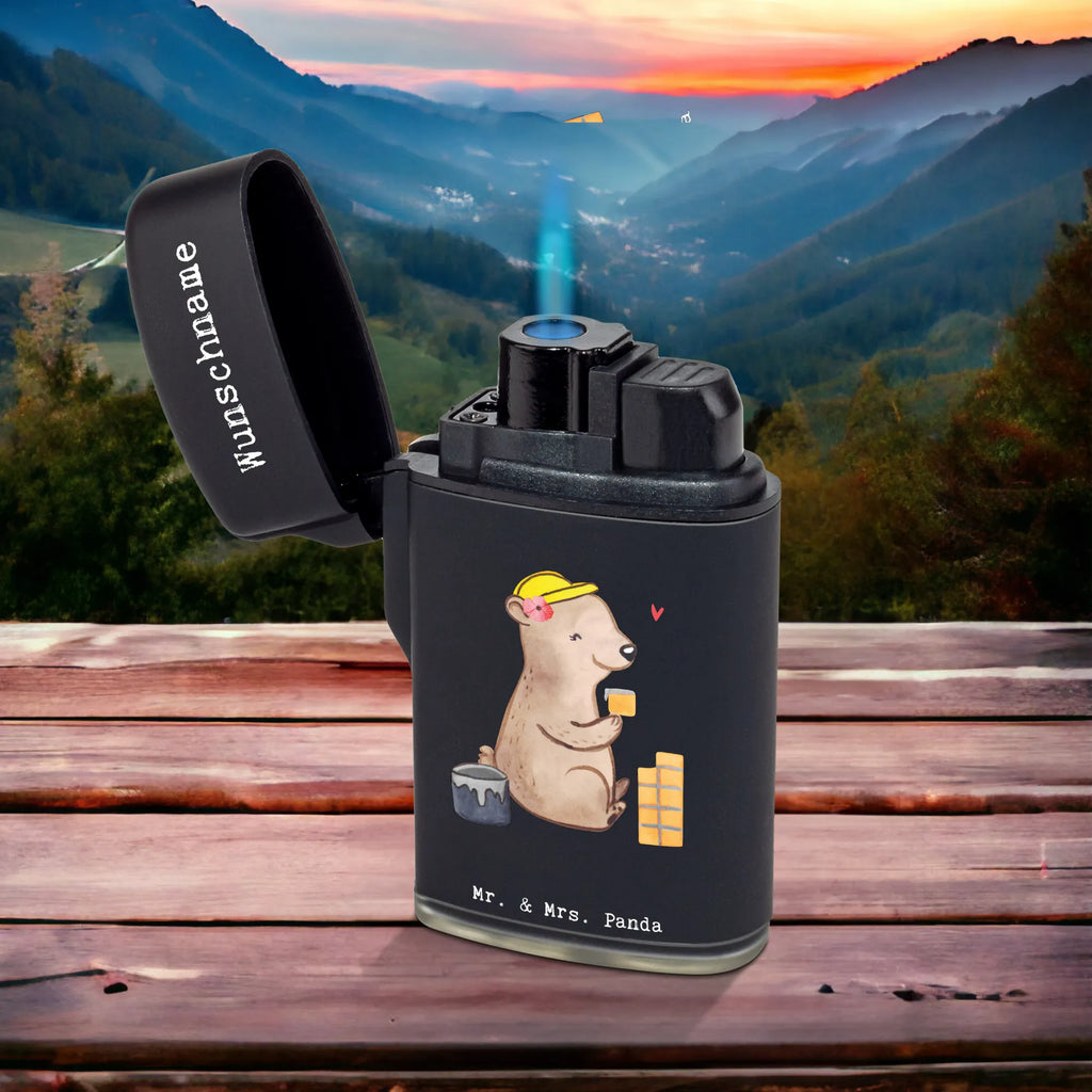 Personalisiertes Feuerzeug Maurerin mit Herz Feuerzeug Mit Gas nachfüllbar, Individuelles Feuerzeug, Feuerzeug Mit Datum, Feuerzeug Bedrucken Lassen, Feuerzeug Mit Spruch, Feuerzeug Mit Gravur, Feuerzeug Für Männer Mit Namen, Feuerzeug Mit Text, Hochwertiges Feuerzeug Mit Namen, Graviertes Feuerzeug, Feuerzeug Als Geschenk Personalisiert, Feuerzeug Mit Wunschtext, Feuerzeug Mit Initialen, Feuerzeug Personalisiert, Feuerzeug Mit Namen Und Symbol, Feuerzeug mit Widmung, Feuerzeug Selbst Gestalten, Feuerzeug Mit Persönlicher Gravur, Feuerzeug Mit Widmung, Personalisiertes Feuerzeug, Feuerzeug Geschenk Mit Namen, Feuerzeug Für Frauen Personalisiert, Feuerzeug Mit Namen, Feuerzeug Mit Wunschname, Beruf, Ausbildung, Jubiläum, Abschied, Rente, Kollege, Kollegin, Geschenk, Schenken, Arbeitskollege, Mitarbeiter, Firma, Danke, Dankeschön, Handwerkerin, Maurerbetrieb, Maurermeisterin, Gesellenprüfung, Maurerin