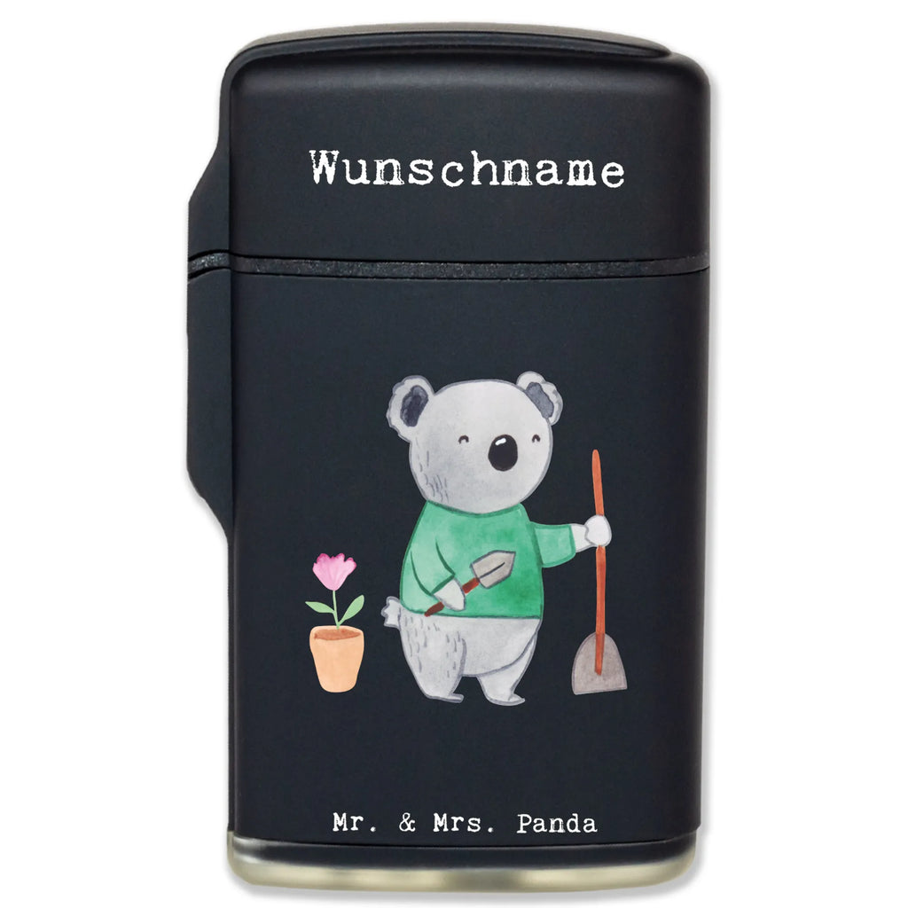 Personalisiertes Feuerzeug Gärtner mit Herz Feuerzeug Geschenk Mit Namen, Feuerzeug Mit Spruch, Feuerzeug Mit Wunschname, Feuerzeug Bedrucken Lassen, Feuerzeug Selbst Gestalten, Feuerzeug Personalisiert, Feuerzeug mit Widmung, Feuerzeug Mit Datum, Feuerzeug Mit Namen Und Symbol, Feuerzeug Mit Wunschtext, Feuerzeug Für Männer Mit Namen, Graviertes Feuerzeug, Feuerzeug Als Geschenk Personalisiert, Personalisiertes Feuerzeug, Feuerzeug Mit Persönlicher Gravur, Feuerzeug Mit Initialen, Hochwertiges Feuerzeug Mit Namen, Feuerzeug Mit Text, Feuerzeug Mit Gravur, Feuerzeug Mit Gas nachfüllbar, Individuelles Feuerzeug, Feuerzeug Mit Namen, Feuerzeug Für Frauen Personalisiert, Feuerzeug Mit Widmung, Beruf, Ausbildung, Jubiläum, Abschied, Rente, Kollege, Kollegin, Geschenk, Schenken, Arbeitskollege, Mitarbeiter, Firma, Danke, Dankeschön, Garten- und Landschaftsbauer, Gärtnerei, Gartenplaner, Gärtner, Gartenbau, Hobbygärtner