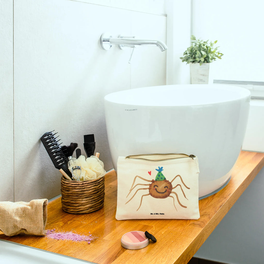 Make-up bag Spider Agathe Party Waschtasche, Waschbeutel, kosmetiktäschchen, beauty case, Stiftemäppchen, utensilientasche, Kulturtasche, pencil case, Mäppchen, Etui, Kosmetiktasche, Schminktäschchen, beauty tasche, pinsel tasche, aufbewahrungsbeutel, Schminktasche, aufbewahrungstasche, Schminkbeutel, Federmappe, Kulturbeutel, Kosmetikbeutel, Schlampermäppchen, toiletry bag, Videos, Agathe, Spinne Agathe, Merchandise, Spinne, Glück, Motivation, Wunder, Selbstliebe