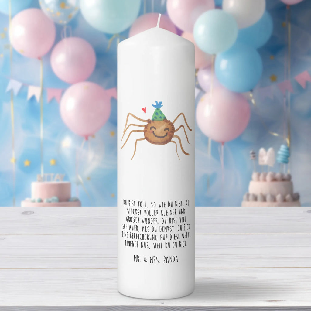 Kerze Spinne Agathe Party Zylinderkerze, Wachskerze, Erinnerungskerze, Bedruckte Kerze, Dekokerze, Dinnerkerze, Erinnerungslicht, Dekorative Kerze, Grosse Kerze, Osterkerze, Schmuckkerze, Hochzeitskerze, Gartenkerze, Kommunionskerze, Stumpenkerze, Kerze Mit Spruch, Adventskerze, Kerze Mit Motiv, Weihnachtskerze, Tafelkerze, Geburtskerze, Blockkerze, Tischkerze, Wunschkerze, Handgemachte Kerze, Laternenkerze, Geburtstagskerze, Spinne Agathe, Merchandise, Spinne, Agathe, Videos, Selbstliebe, Motivation, Wunder, Glück