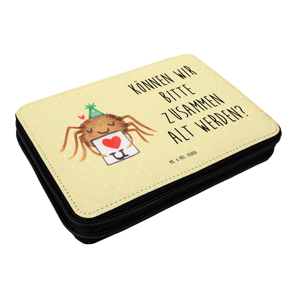 Federmappe Spinne Agathe Brief Schülerin, Stifte Etui, Schüler, Schule, Grundschule, Federmappe, Kinder Federmappe, Kind, Federmäppchen, Geschenk, Büro Stifte Etui, Motiv, Federmäppchen bedruckt, Stiftetasche, Einschulung, Stifterolle, Bestückte Federmappe, Federmappe Einschulung, Spinne Agathe, Spinne, Agathe, Videos, Merchandise, Heiratsantrag, Liebespaar, Liebesgeschenk, Liebesbeweis, Ich Liebe dich, Verliebt, Treuebeweis, Treuetest