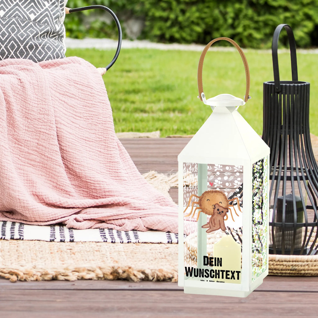 Personalized Decor Lantern Spider Agathe Teddy Motivlaterne Mit Namensgravur, Laterne Mit Blumenmotiv Und Wunschname, Lichterkettenlaterne Mit Namen, Klassische Laterne Mit Namensgravur, Romantische Laterne Mit Wunschname, Rustikale Laterne Mit Namensgravur, Weiße Laterne Mit Wunschname, Metalllaterne Mit Namen, Hängelaterne Mit Namensgravur, Glaslaterne Mit Wunschname, Teelichthalter Laterne Mit Wunschname, Orientalische Laterne Mit Namensdruck, Pastellfarbene Laterne Mit Namensdruck, Dekolaterne Mit Wunschname, Tischlaterne Mit Wunschname, Landhausstil-Laterne Mit Namen, Wetterfeste Laterne Mit Wunschname, LED-Laterne Mit Namensgravur, Laternenwindlicht Mit Namen, Kleine Laterne Mit Namensdruck, Kerzenlaterne Mit Namensdruck, Shabby-Chic-Laterne Mit Wunschname, Deko Laterne Mit Namen, Personalisierte Deko Laterne, Windlichtlaterne Mit Namensgravur, Innenraum-Laterne Mit Namen, XXL-Laterne Mit Wunschname, Laterne Deko Mit Namen, Laternen-Set Personalisiert, Holzlaterne Mit Namensdruck, Laterne Mit Griff Und Wunschname, Stellbare Laterne Mit Namen, Laterne Mit Sternenmuster Und Namen, Moderne Laterne Mit Namen, Maritim-Laterne Mit Wunschname, Lichterlaterne Mit Wunschname, Hängelaterne Deko Mit Namen, Spiegelglas-Laterne Mit Namensdruck, Beleuchtete Laterne Mit Namen, Minimalistische Laterne Mit Namen, Vintage-Laterne Personalisiert, Gartenlaterne Personalisiert, Skandinavische Laterne Mit Namen, Outdoor-Laterne Mit Wunschname, Terrasse-Laterne Mit Wunschnamen, Spinne Agathe, Spinne, Agathe, Videos, Merchandise, Freundschaft, Treue, Dankeschön, Teddy, Miteinander, Liebesbeweis, Liebesgeschenk, Verliebt
