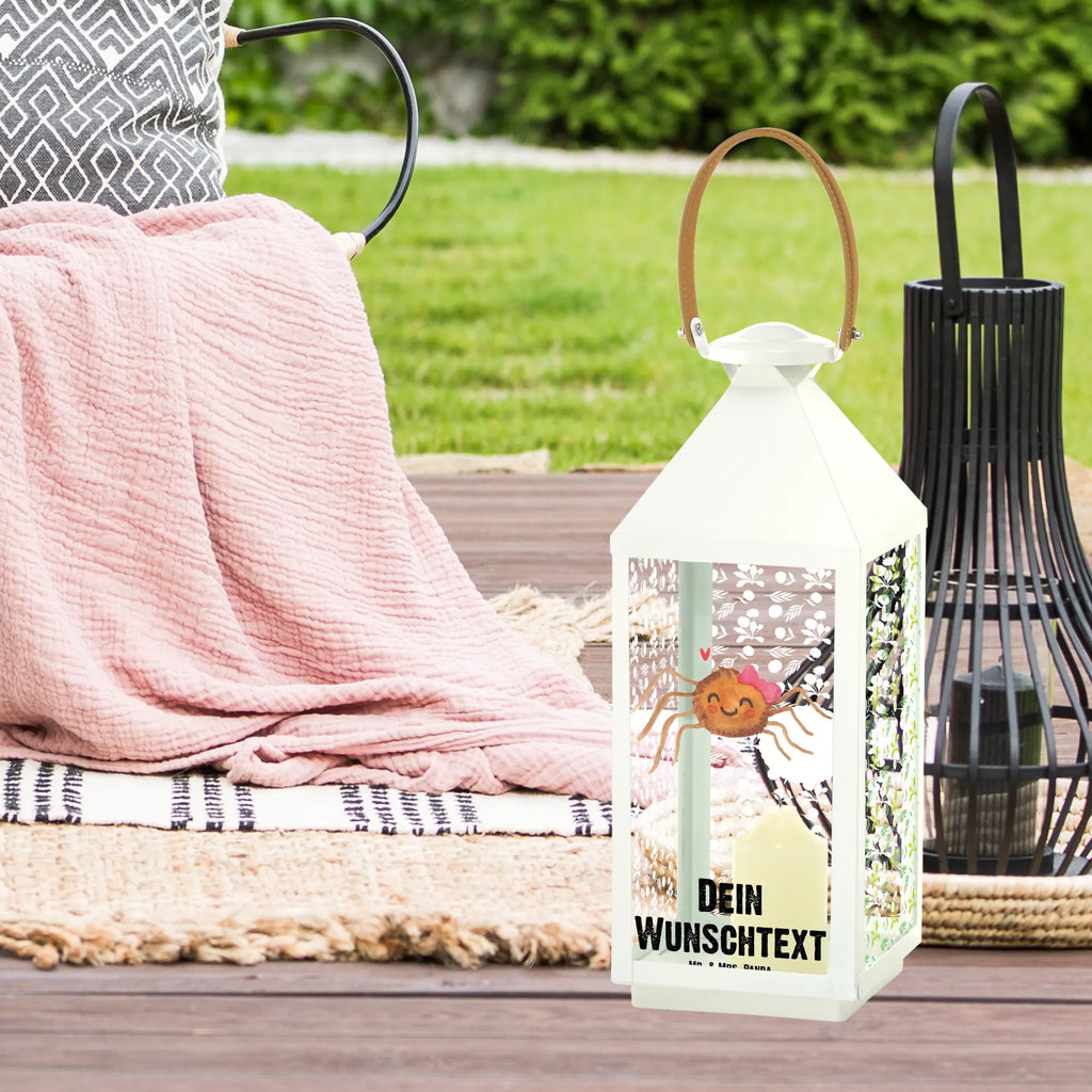 Spersonalizowana dekoracyjna latarnia Pająk Agata radość Kerzenlaterne Mit Namensdruck, Orientalische Laterne Mit Namensdruck, Deko Laterne Mit Namen, Moderne Laterne Mit Namen, Lichterkettenlaterne Mit Namen, Hängelaterne Deko Mit Namen, Tischlaterne Mit Wunschname, Hängelaterne Mit Namensgravur, Laterne Mit Sternenmuster Und Namen, Laterne Mit Blumenmotiv Und Wunschname, Laternen-Set Personalisiert, Gartenlaterne Personalisiert, Romantische Laterne Mit Wunschname, Minimalistische Laterne Mit Namen, Laternenwindlicht Mit Namen, Motivlaterne Mit Namensgravur, Lichterlaterne Mit Wunschname, Vintage-Laterne Personalisiert, LED-Laterne Mit Namensgravur, Laterne Deko Mit Namen, Kleine Laterne Mit Namensdruck, Klassische Laterne Mit Namensgravur, Weiße Laterne Mit Wunschname, Wetterfeste Laterne Mit Wunschname, Beleuchtete Laterne Mit Namen, Laterne Mit Griff Und Wunschname, Personalisierte Deko Laterne, Stellbare Laterne Mit Namen, Outdoor-Laterne Mit Wunschname, Dekolaterne Mit Wunschname, Spiegelglas-Laterne Mit Namensdruck, Pastellfarbene Laterne Mit Namensdruck, Shabby-Chic-Laterne Mit Wunschname, Maritim-Laterne Mit Wunschname, Landhausstil-Laterne Mit Namen, Rustikale Laterne Mit Namensgravur, XXL-Laterne Mit Wunschname, Skandinavische Laterne Mit Namen, Glaslaterne Mit Wunschname, Innenraum-Laterne Mit Namen, Terrasse-Laterne Mit Wunschnamen, Windlichtlaterne Mit Namensgravur, Holzlaterne Mit Namensdruck, Teelichthalter Laterne Mit Wunschname, Metalllaterne Mit Namen, Spinne Agathe, Spinne, Agathe, Videos, Merchandise, Viraler Hit, Trend, Beliebte Spinne, Viral