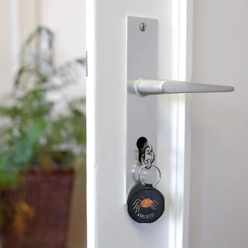Personalisierter Schlüsselanhänger Spinne Agathe Freude Schlüsselanhänger Mit Gravur, Schlüsselanhänger Für Haus Mit Gravur, Schlüsselanhänger Für Männer Mit Gravur, Schlüsselanhänger Aus Holz Mit Wunschtext, Freundschafts Schlüsselanhänger Mit Namen, Schlüsselanhänger Geschenk Personalisiert, Schlüsselanhänger Für Kinder Mit Namen, Schlüsselanhänger Modern Mit Namen, Schlüsselanhänger Für Paare Mit Wunschtext, Filz Schlüsselanhänger Mit Text, Schlüsselanhänger Aus Leder Mit Gravur, Personalisierter Schlüsselanhänger, Schlüsselanhänger Bedruckt, Schlüsselanhänger Mit Datum, Schlüsselanhänger Liebevoll Gestaltet, Schlüsselanhänger Mit Koordinaten, Handgemachter Schlüsselanhänger Mit Wunschtext, Schlüsselanhänger Mit Botschaft, Schlüsselanhänger Mit Widmung, Schlüsselanhänger Selbst Gestalten, Schlüsselanhänger Mit Initialen, Partner Schlüsselanhänger Personalisiert, Schlüsselanhänger Vintage Mit Gravur, Schlüsselanhänger Für Auto Mit Wunschtext, Schlüsselanhänger Mit Spruch, Schlüsselanhänger Individuell, Schlüsselanhänger Für Frauen Mit Wunschtext, Schlüsselanhänger Mit Namen, Schlüsselanhänger Mit Herz Und Gravur, Metall Schlüsselanhänger Mit Namen, Schlüsselanhänger Mit Text, Schlüsselanhänger Mit Wunschtext, Spinne Agathe, Spinne, Agathe, Videos, Merchandise, Beliebte Spinne, Viraler Hit, Trend, Viral
