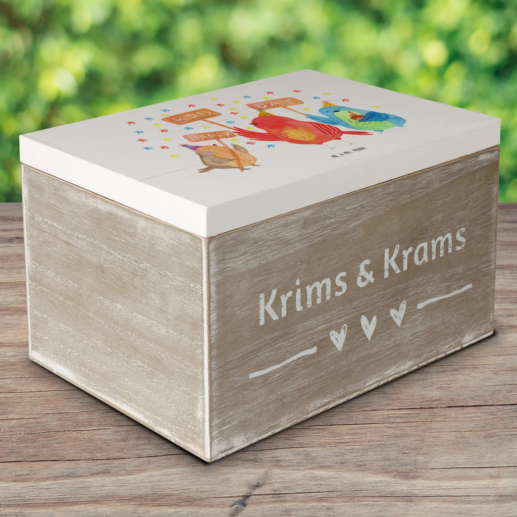 Holzkiste 70. Geburtstag Happy Bird Day Schatulle, Aufbewahrungskiste, Aufbewahrungsbox, Holztruhe, Holzbox mit Deckel, holztruhen, Aufbewahrungsbox aus Holz, holzkästchen, aufbewahrungstruhe, kiste holz, Holzboxen, Box aus Holz, aufbewahrungsboxen, aufbewahrungskisten, Holzkiste mit Deckel, holzschachtel, holzschatulle, box holz, aufbewahrungskiste mit deckel, Holzkiste, Holz Aufbewahrungsbox, Holzkisten, truhe holz, Aufbewahrungsbox Holz, Holzbox, Geburtstag, Geburtstagsgeschenk, Geschenk, Mitbringsel, für, Feier, Zum