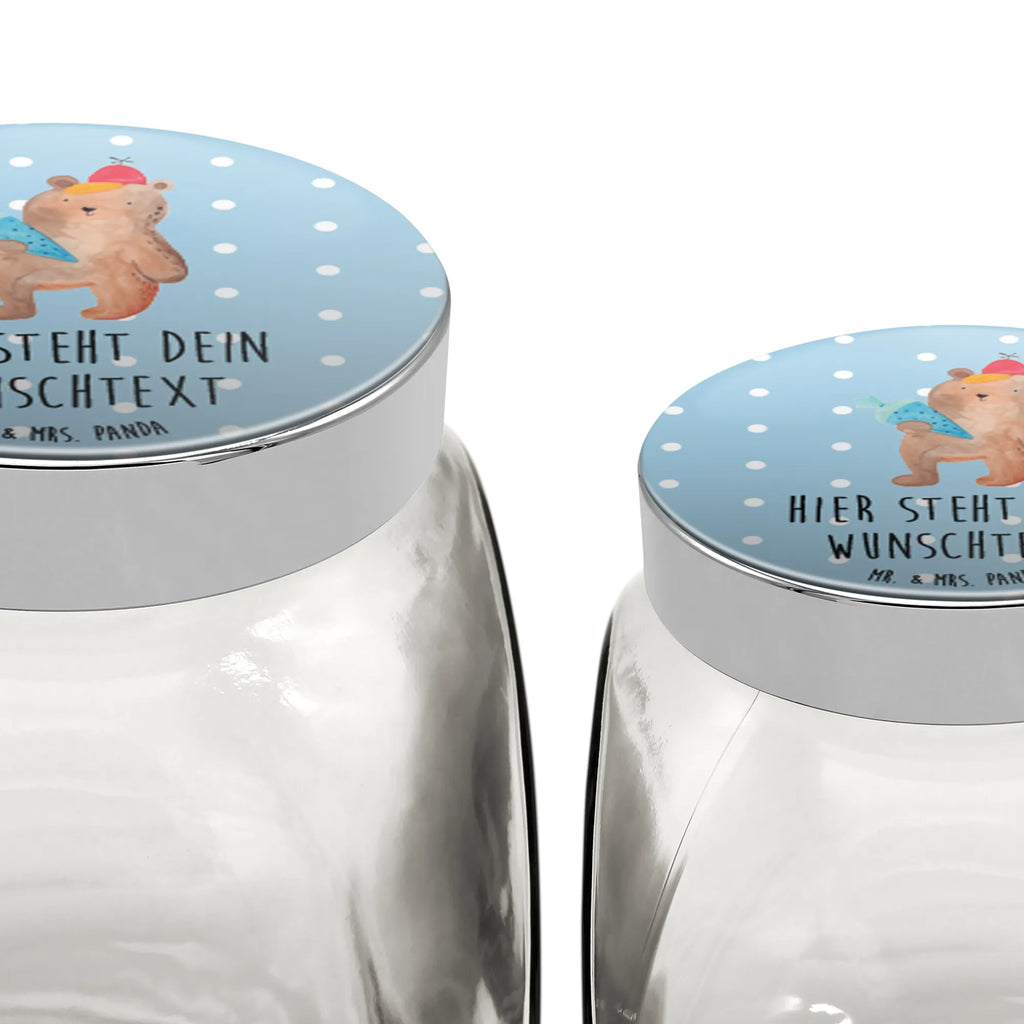 Personalized Candy Jar bear School cone Bonbonglas Für Erwachsene Personalisiert, Bonbonglas Graviert, Bonboniere Mit Gravur, Glasdose Für Bonbons Personalisiert, Bonbonglas Selbst Gestalten, Vorratsglas Für Süßigkeiten Personalisiert, Bonbonglas Mit Spruch, Bonbonglas Bedruckt, Deko Bonbonglas Mit Gravur, Leckerliglas Mit Wunschtext, Glasbehälter Für Naschzeug Mit Gravur, Bonbonglas Mit Namen, Bonbonglas Mit Deckel Und Gravur, Bonbonglas Mit Liebevollem Spruch, Naschglas Mit Wunschtext, Bonbonglas Vintage Mit Wunschtext, Bonbonglas Mit Schraubdeckel Und Wunschtext, Naschdose Mit Namen, Bonbonglas Küche Mit Gravur, Bonbonglas Als Geschenk Personalisiert, Glas Für Bonbons Mit Namen, Personalisiertes Bonbonglas, Aufbewahrungsglas Für Süßes Mit Namen, Bonbonglas Party Mit Wunschtext, Geschenkglas Für Süßes Mit Wunschtext, Bonbonglas Mit Wunschtext, Glas Für Naschkatzen Mit Wunschtext, Bonbonglas Für Kinder Mit Namen, Bonbonglas Mit Korken Und Namen, Süßigkeitenglas Mit Wunschtext, Bonbonglas Retro Mit Namen, Vorratsdose Für Süßigkeiten Mit Gravur, Candyglas Mit Gravur, Bär, Teddy, Teddybär, Schulanfang, Bär Motiv, Schule Geschenk, Erster Schultag Geschenk, Schultüte, Grundschule, Schulbeginn, Einschulung Geschenk