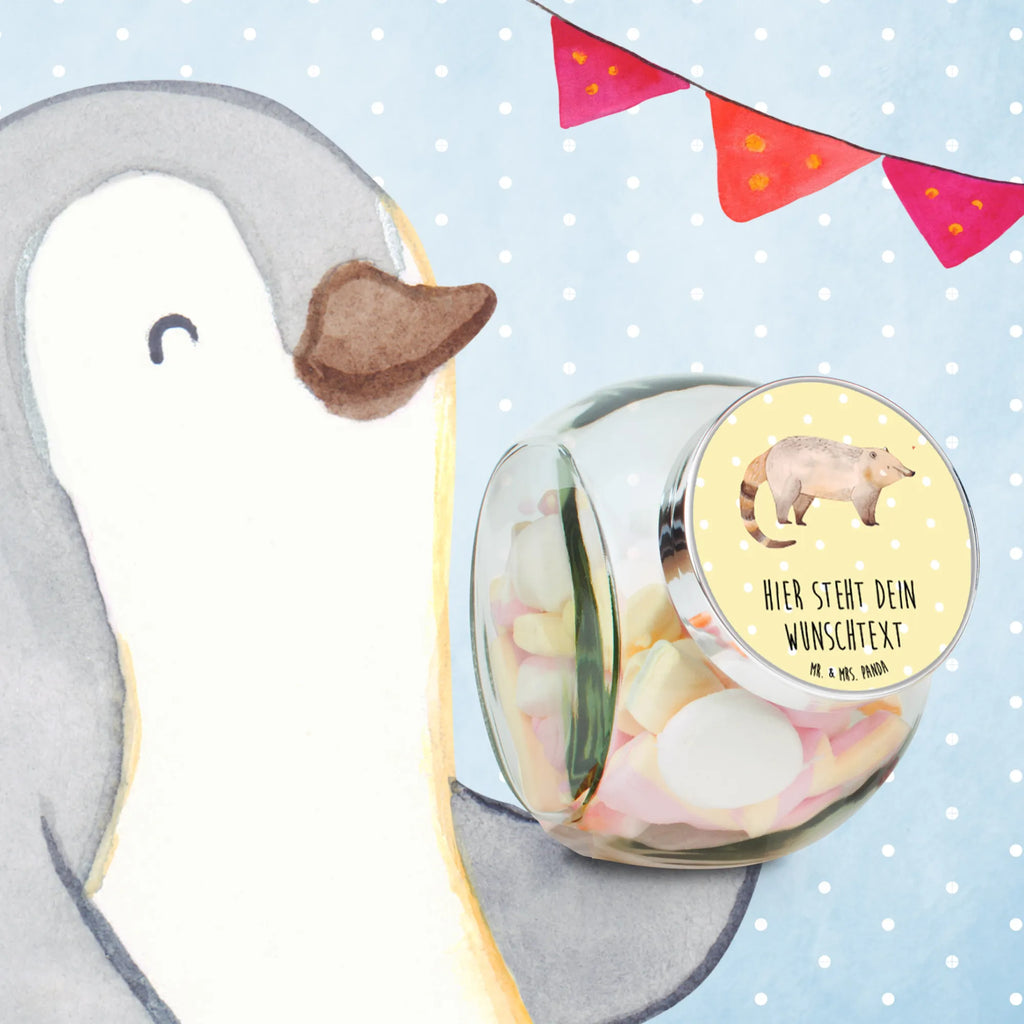 Personalized Candy Jar Coati Vorratsdose Für Süßigkeiten Mit Gravur, Naschdose Mit Namen, Personalisiertes Bonbonglas, Bonbonglas Mit Namen, Bonbonglas Küche Mit Gravur, Glas Für Bonbons Mit Namen, Bonboniere Mit Gravur, Bonbonglas Mit Schraubdeckel Und Wunschtext, Leckerliglas Mit Wunschtext, Süßigkeitenglas Mit Wunschtext, Bonbonglas Mit Spruch, Bonbonglas Party Mit Wunschtext, Aufbewahrungsglas Für Süßes Mit Namen, Vorratsglas Für Süßigkeiten Personalisiert, Glasbehälter Für Naschzeug Mit Gravur, Bonbonglas Retro Mit Namen, Bonbonglas Als Geschenk Personalisiert, Bonbonglas Für Kinder Mit Namen, Bonbonglas Mit Wunschtext, Bonbonglas Bedruckt, Bonbonglas Für Erwachsene Personalisiert, Glasdose Für Bonbons Personalisiert, Bonbonglas Mit Liebevollem Spruch, Deko Bonbonglas Mit Gravur, Geschenkglas Für Süßes Mit Wunschtext, Bonbonglas Mit Korken Und Namen, Bonbonglas Selbst Gestalten, Bonbonglas Vintage Mit Wunschtext, Bonbonglas Graviert, Naschglas Mit Wunschtext, Candyglas Mit Gravur, Bonbonglas Mit Deckel Und Gravur, Glas Für Naschkatzen Mit Wunschtext, Tiermotive, Gute Laune, lustige Sprüche, Tiere, Rüsselbär, Nasenbär, Bär, Nasenbären