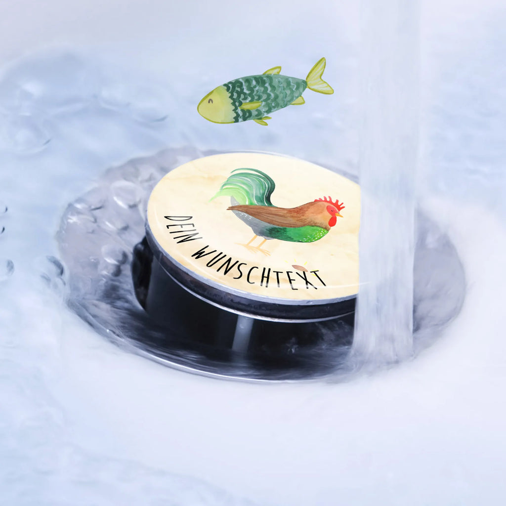 Personalisierter Waschbecken Stöpsel Hahn mit Korn NWaschbeckenstöpsel mit Wunschnamen, Waschbeckenstöpsel mit Wunschnamen, Ablaufgarnitur Waschbeckenstöpsel mit Wunschnamen, Abfluss Stopfen, Waschbecken Abfluss, Personalisierung, Selbst Gestalten, Personalisierter Waschbeckenstöpsel mit Motiv, Personalisierter Stöpsel, Wunschtext, Waschbecken Stopfe, Personalisierter Waschbeckenstöpsel, Personalisierter Abflussstöpsel, Personalisierter Waschbecken Stopfen, Stöpsel Waschbeckenstöpsel mit Wunschnamen, Abflussstöpsel Waschbeckenstöpsel mit Wunschnamen, Personalisiertee Ablaufgarnitur, Stöpsel Waschbecken, Bauernhof, Hoftiere, Landwirt, Landwirtin, Henne, Hahn, Eier, Korn, Natur