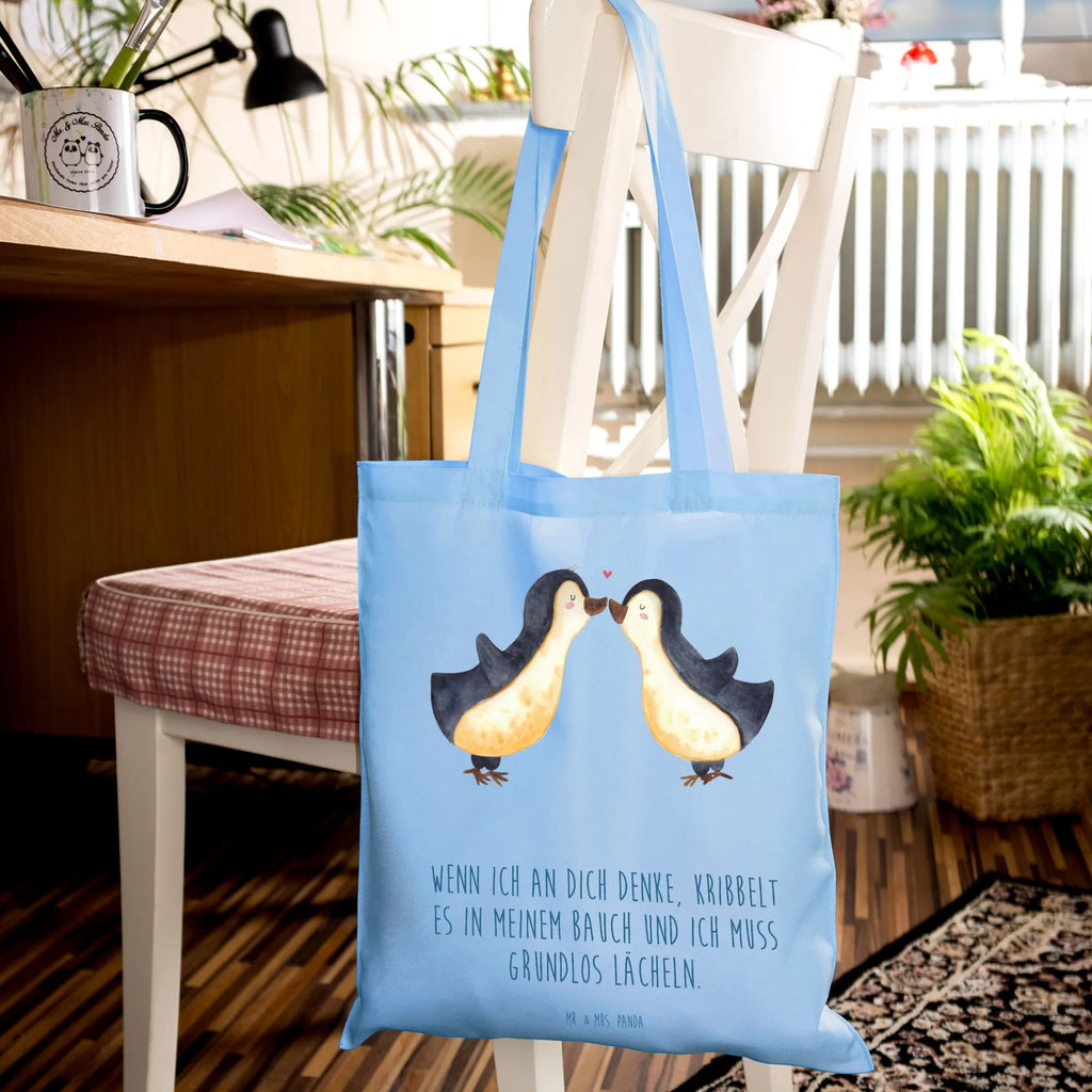 Tote bag penguins kiss Schultertasche, Jutebeutel, Einkaufstasche, Tragetasche, Stoffbeutel, Beutel, Tasche, Stofftasche, Strandtasche, Jutetasche, Umhängetasche, Badetasche, Shopper, Einkaufstüte, Laptoptasche, Beuteltasche, Liebe, Partner, Freund, Freundin, Ehemann, Ehefrau, Heiraten, Verlobung, Heiratsantrag, Liebesgeschenk, Jahrestag, Hocheitstag, Geschenk für Frauen, Geschenk für Freundin, Geschenk für Partner, Liebesbeweis, Mitbringsel, Hochzeitstag, für Männer, für Ehemann, Valentinstag