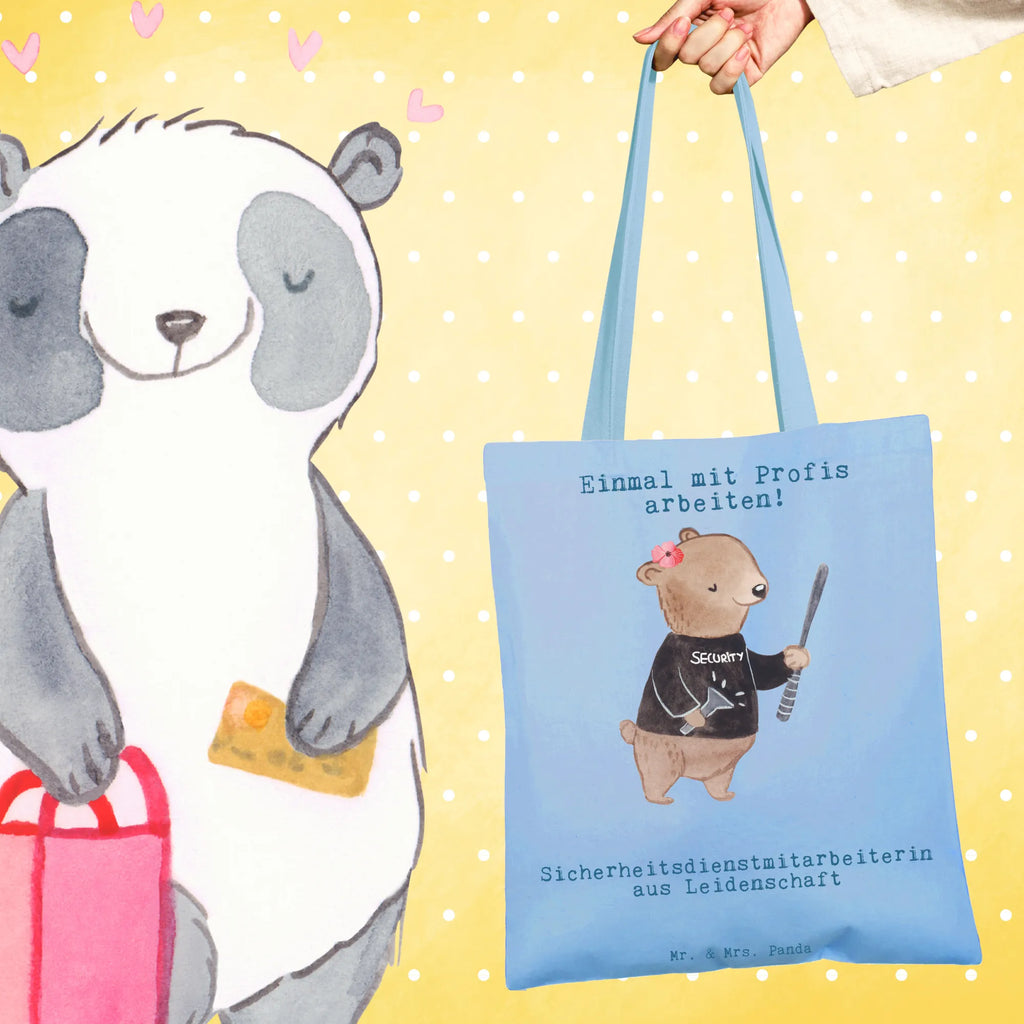 Tragetasche Sicherheitsdienstmitarbeiterin aus Leidenschaft Stoffbeutel, Schultertasche, Laptoptasche, Beutel, Stofftasche, Tragetasche, Jutebeutel, Jutetasche, Einkaufstasche, Shopper, Einkaufstüte, Tasche, Badetasche, Strandtasche, Umhängetasche, Beuteltasche, Beruf, Ausbildung, Jubiläum, Abschied, Rente, Kollege, Kollegin, Geschenk, Schenken, Arbeitskollege, Mitarbeiter, Firma, Danke, Dankeschön