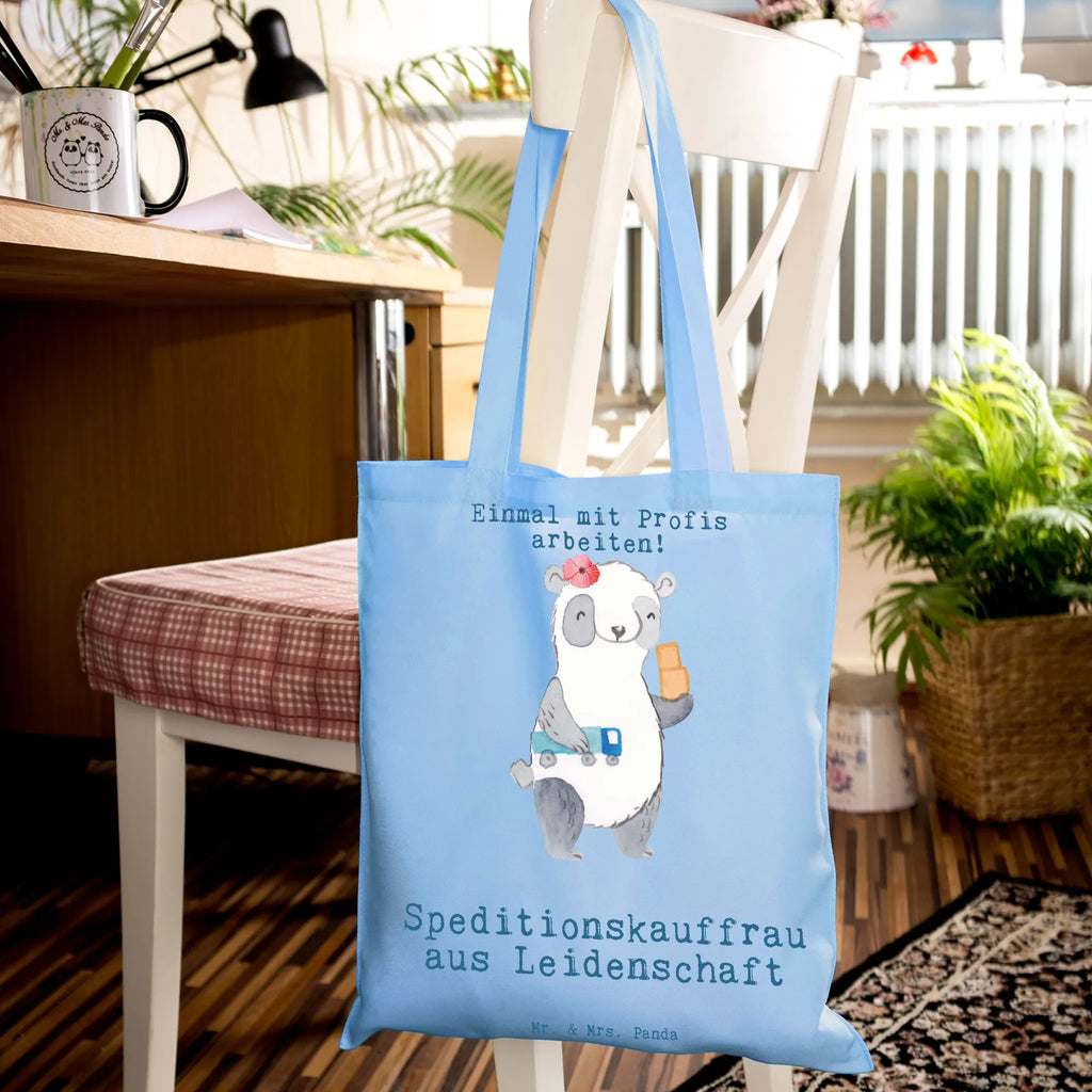 Tote bag Freight Forwarding Clerk Passion Baumwoll-Shopper, einkaufsshopper, totebag, umhängetasche baumwolle, freizeitbeutel, Umhängetasche, tragbeutel, tragetasche baumwolle, baumwoll shopper, Stoff-Tragetasche, Schultertasche, einkaufstasche baumwolle, Einkaufstasche, Jutetasche, Stofftasche, studententasche, Jutebeutel, textiltasche, Stoffbeutel, Tote Bag, textilbeutel, Schultasche, Büchertasche, beutel baumwolle, Alltagstasche, festival tasche, Unitasche, Shopping Tasche, Shopper, dokumententasche, Tragetasche, Einkaufsbeutel, Beutel, stoff shopper, Einkaufstüte, Tasche, Baumwollbeutel, canvas tasche, Laptoptasche, schultertasche baumwolle, universaltasche, Strandtasche, henkeltasche baumwolle, umhängebeutel, Baumwoll-Tragetasche, Tüte, campus tasche, stofftasche baumwolle, Baumwolltasche, tasche baumwolle, Freizeittasche, Schulbeutel, festivaltasche, Henkeltasche, Uni Tasche, schulterbeutel, Geschenk, Schenken, Jubiläum, Danke, Dankeschön, Beruf, Ausbildung, Abschied, Rente, Kollege, Kollegin, Arbeitskollege, Mitarbeiter, Firma