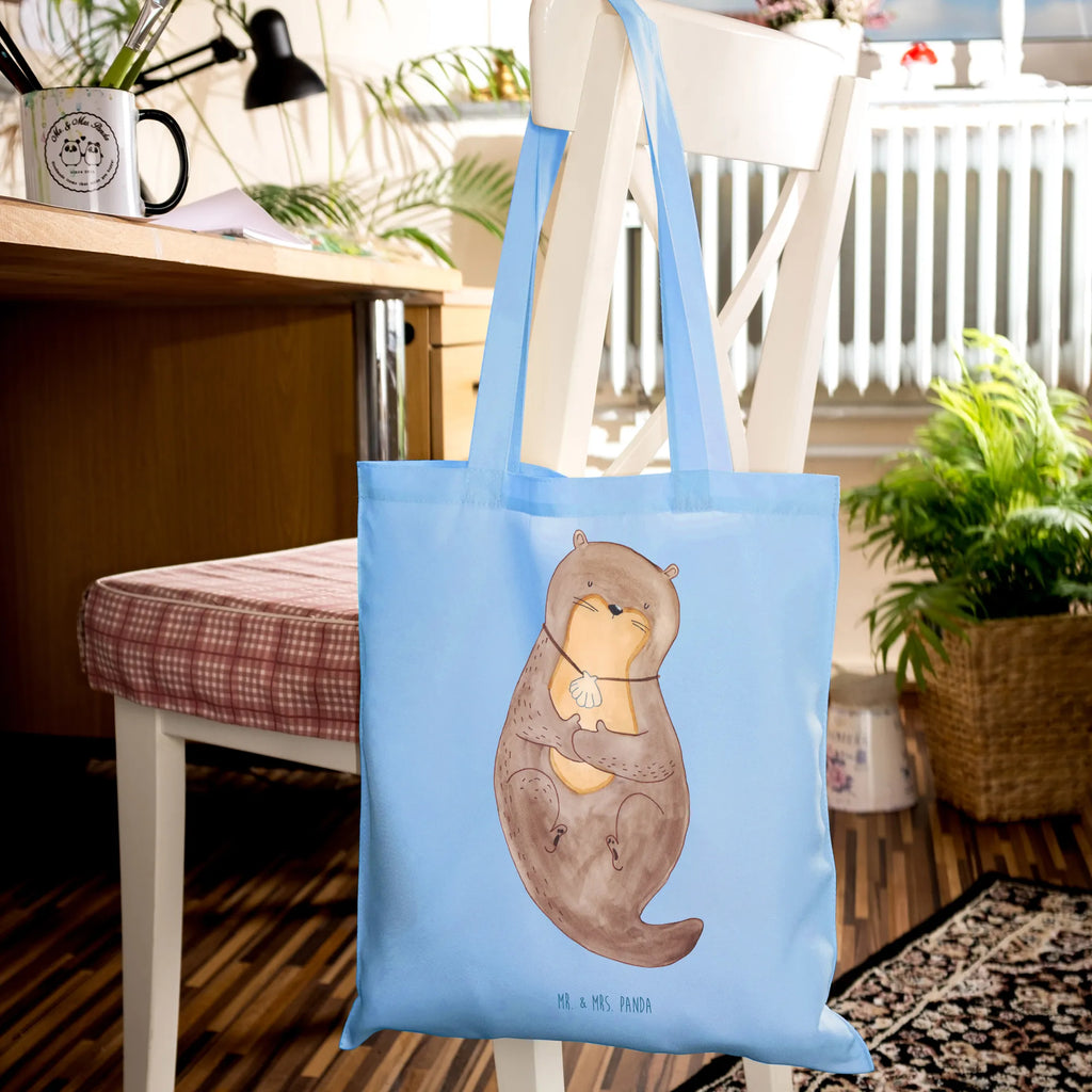 Tragetasche Otter Muschel Unitasche, Stofftasche, Baumwoll-Tragetasche, Einkaufstüte, Einkaufsbeutel, henkeltasche baumwolle, Büchertasche, festivaltasche, textiltasche, studententasche, freizeitbeutel, schulterbeutel, Henkeltasche, Beutel, umhängebeutel, Baumwoll-Shopper, universaltasche, tragetasche baumwolle, stoff shopper, textilbeutel, Baumwollbeutel, Uni Tasche, Shopper, Baumwolltasche, einkaufsshopper, campus tasche, Tragetasche, Shopping Tasche, Freizeittasche, Jutebeutel, Stoffbeutel, Jutetasche, Einkaufstasche, Tasche, beutel baumwolle, umhängetasche baumwolle, einkaufstasche baumwolle, Tote Bag, Schulbeutel, tragbeutel, festival tasche, schultertasche baumwolle, Stoff-Tragetasche, Schultasche, Laptoptasche, Strandtasche, tasche baumwolle, Alltagstasche, dokumententasche, Umhängetasche, baumwoll shopper, totebag, stofftasche baumwolle, Tüte, canvas tasche, Schultertasche, Seeotter, Otter, Fischotter, Träumen, Otterliebe, Motivation, Tagträumen, Grübeln, Büro
