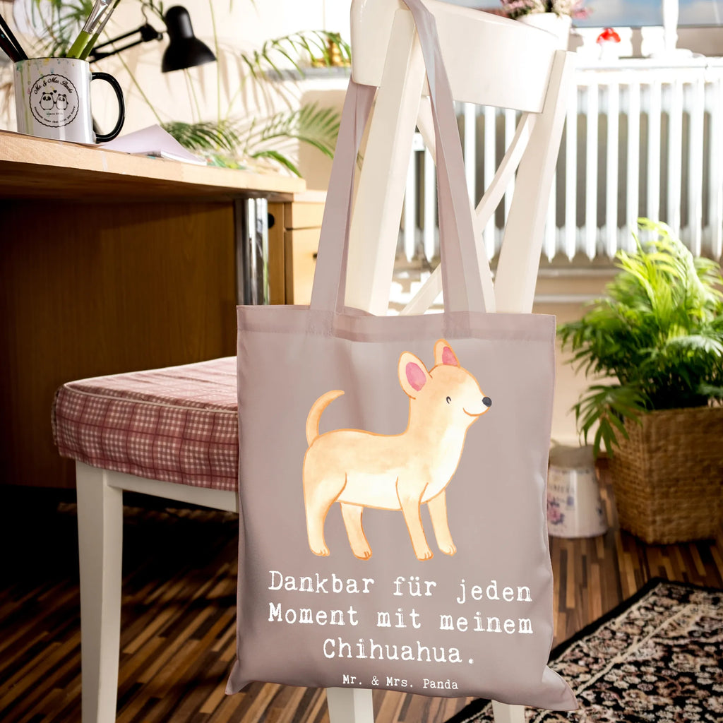 Tote bag Chihuahua moment Einkaufstüte, Beutel, Jutetasche, Stoffbeutel, Laptoptasche, Stofftasche, Tragetasche, Einkaufstasche, Beuteltasche, Tasche, Badetasche, Umhängetasche, Shopper, Strandtasche, Schultertasche, Jutebeutel, Hund, Hunderasse, Rassehund, Hundebesitzer, Geschenk, Tierfreund, Schenken, Welpe, Chihuahua