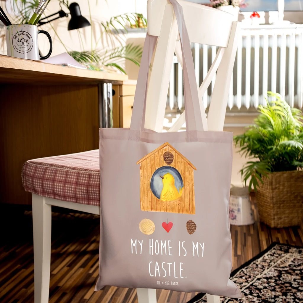 Tragetasche Vogel Haus Badetasche, baumwollbeutel, Shopper, uni tasche, Alltagstasche, Umhängetasche, Tüte, Einkaufstasche, Baumwolltasche, shopping tasche, Tragetasche, tote bag, Beutel, Jutebeutel, Laptoptasche, Schultasche, bedruckte tasche, Schultertasche, unitasche, Tasche, Statementbeutel, Henkeltasche, Einkaufstüte, Einkaufsbeutel, Stofftasche, Beuteltasche, Strandtasche, Leinentasche, Stoffbeutel, Jutetasche, büchertasche, Gute Laune, Tiermotive, Tiere, lustige Sprüche, Castle, Nest, unser Haus, Home sweet home, Vögel, Eigenheim, Familie, Vogelhäuschen, Zuhause, Wohnung, Vogelhaus, Haus, Lieblingsort, Vogel
