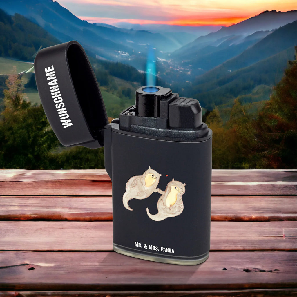 Personalisiertes Feuerzeug Otter händchenhaltend Feuerzeug Geschenk Mit Namen, Feuerzeug Mit Wunschtext, Feuerzeug Für Frauen Personalisiert, Feuerzeug Mit Datum, Feuerzeug Mit Spruch, Feuerzeug Bedrucken Lassen, Feuerzeug Mit Gravur, Feuerzeug Mit Namen, Feuerzeug Mit Persönlicher Gravur, Hochwertiges Feuerzeug Mit Namen, Personalisiertes Feuerzeug, Feuerzeug mit Widmung, Feuerzeug Für Männer Mit Namen, Feuerzeug Mit Wunschname, Individuelles Feuerzeug, Feuerzeug Als Geschenk Personalisiert, Feuerzeug Mit Gas nachfüllbar, Feuerzeug Mit Namen Und Symbol, Graviertes Feuerzeug, Feuerzeug Mit Initialen, Feuerzeug Mit Widmung, Feuerzeug Personalisiert, Feuerzeug Mit Text, Feuerzeug Selbst Gestalten, Otter, Fischotter, Seeotter, Otter Seeotter See Otter