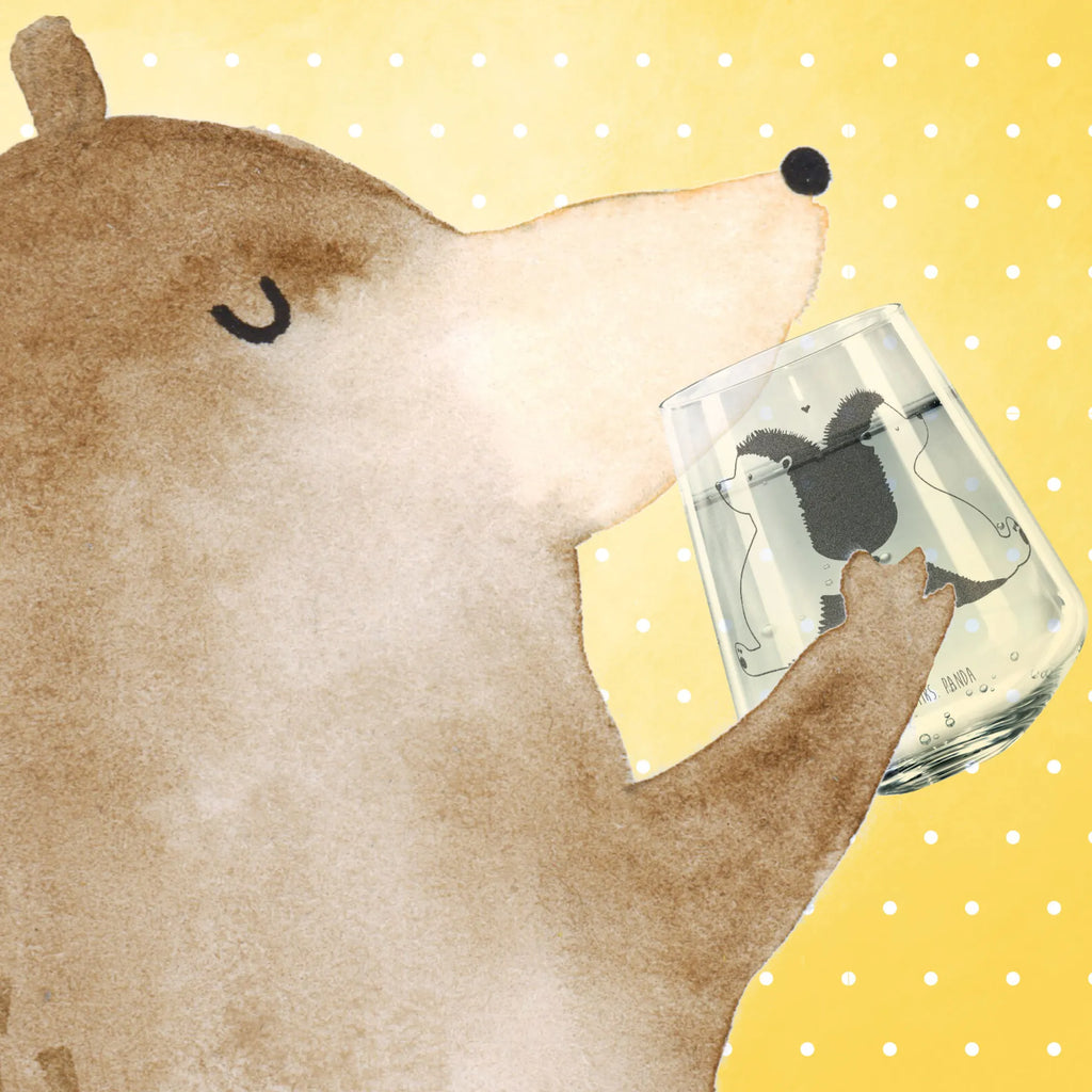 szklanka Jeże trzymające się za łapki Allzweckglas, Designglas, Hitzebeständiges Glas, Trinkglas Klein, Trinkglas Für Erwachsene, Glas Für Saft, Borosilikatglas, Glas Klassisch, Glas Ohne Stiel, Glas Für Eistee, Saftglas, Nachhaltiges Trinkglas, Glas Für Kaltgetränke, Glasbecher, Glas Dickwandig, Glas Bunt, Glas Transparent, Alltagsglas, Trinkglas Für Büro, Glas Modern, Dekoglas, Umweltfreundliches Glas, Glas Für Limonade, Trinkglas Set, Stapelbares Trinkglas, Trinkglas Einzelstück, Glas Für Wasser, Trinkglas Für Gäste, Glas Für Heißgetränke, Wasserglas, Gläser Für Wohnzimmer, Glas Für Milch, Becherglas, Glas Mit Spruch, Trinkglas Für Kinder, Glas Klar, Glas, Trinkglas Groß, Geschenkglas, Glas Aus Kristall, Glas Für Cocktails, Trinkglas, Gläser Für Küche, Glas Mit Motiv, Glas Dünnwandig, Trinkglas Spülmaschinenfest, Liebe, Partner, Freund, Freundin, Ehemann, Ehefrau, Heiraten, Verlobung, Heiratsantrag, Liebesgeschenk, Jahrestag, Hocheitstag, Liebesbeweis, Hand in Hand, Hochzeit, Igelliebe, Lieblingsmensch, große Liebe, Geschenk für zwei, Gemeinsamkeit, Igel, Love, Liebesbotschaft