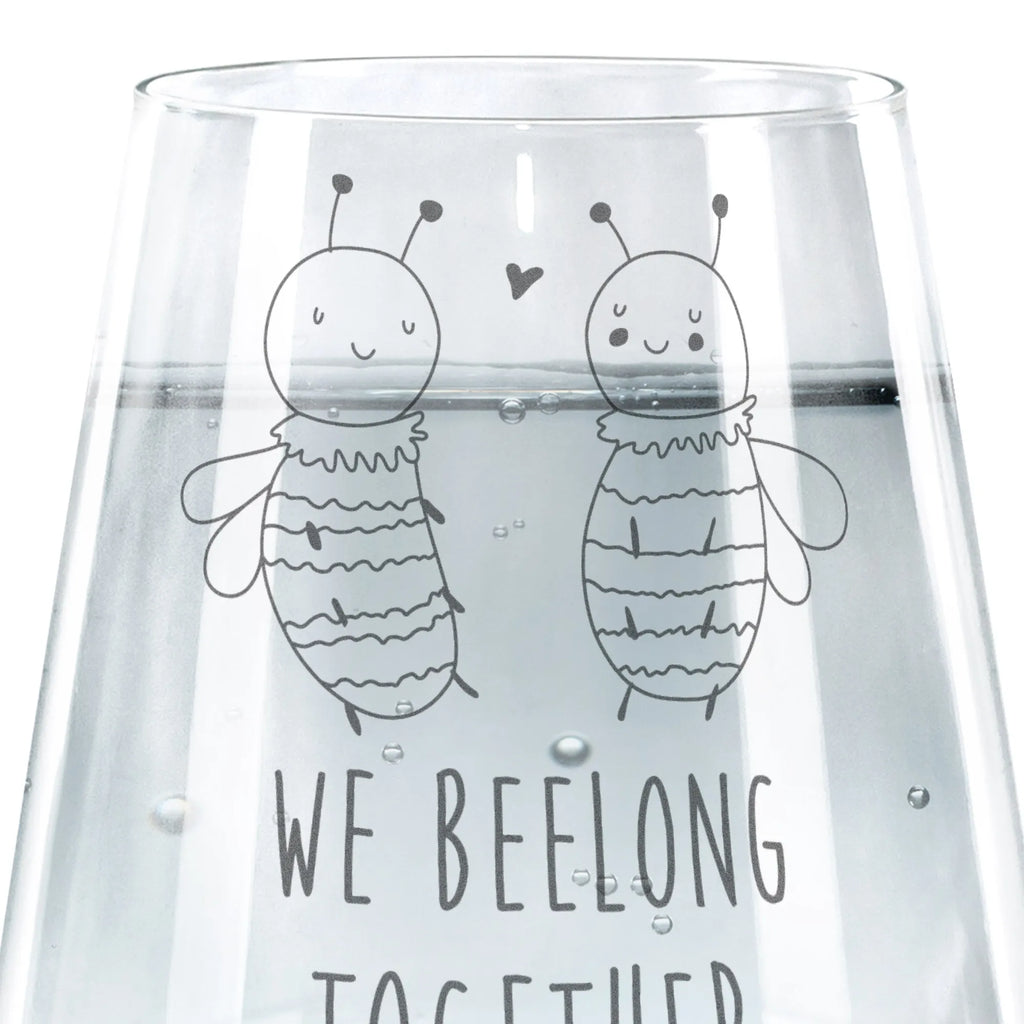 Trinkglas Biene Verliebt Borosilikatglas, Trinkglas Für Büro, Gläser Für Küche, Glas, Glas Mit Spruch, Glas Ohne Stiel, Glas Klar, Glas Für Heißgetränke, Stapelbares Trinkglas, Trinkglas Groß, Dekoglas, Glas Bunt, Allzweckglas, Trinkglas Set, Saftglas, Trinkglas Spülmaschinenfest, Wasserglas, Glas Für Limonade, Glas Für Kaltgetränke, Glas Für Eistee, Glas Modern, Nachhaltiges Trinkglas, Glas Dünnwandig, Glasbecher, Umweltfreundliches Glas, Trinkglas Für Gäste, Alltagsglas, Glas Für Milch, Glas Klassisch, Glas Aus Kristall, Trinkglas Für Erwachsene, Glas Mit Motiv, Glas Für Saft, Trinkglas Für Kinder, Geschenkglas, Trinkglas Klein, Glas Dickwandig, Gläser Für Wohnzimmer, Glas Für Wasser, Becherglas, Glas Transparent, Hitzebeständiges Glas, Glas Für Cocktails, Trinkglas Einzelstück, Designglas, Trinkglas, Biene, Wespe, Hummel