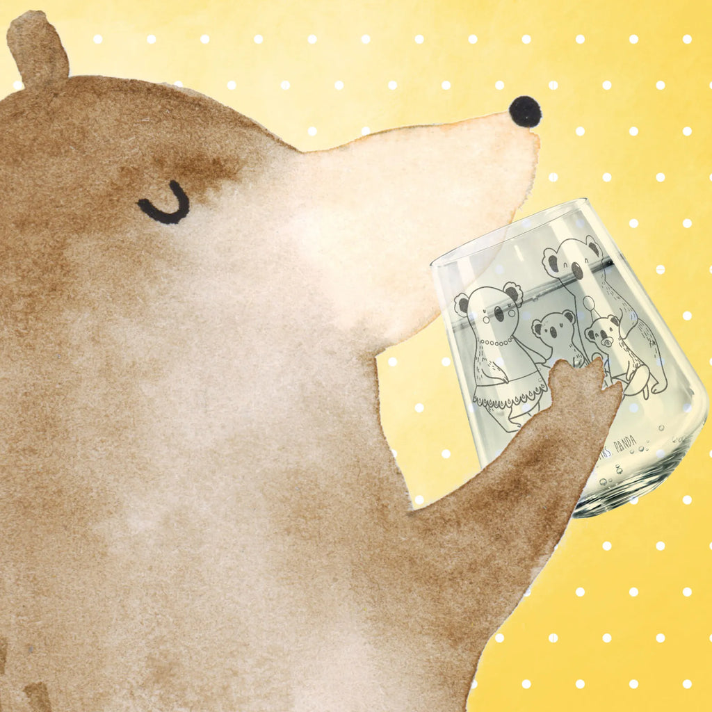 Trinkglas Koala Familie Glas, Glas Dünnwandig, Trinkglas, Gläser Für Küche, Glas Mit Spruch, Glas Aus Kristall, Gläser Für Wohnzimmer, Saftglas, Glas Mit Motiv, Glas Klar, Hitzebeständiges Glas, Wasserglas, Becherglas, Trinkglas Für Kinder, Dekoglas, Glas Für Milch, Glasbecher, Trinkglas Für Gäste, Trinkglas Spülmaschinenfest, Glas Klassisch, Trinkglas Für Büro, Designglas, Umweltfreundliches Glas, Glas Für Cocktails, Glas Für Kaltgetränke, Glas Dickwandig, Alltagsglas, Trinkglas Für Erwachsene, Trinkglas Set, Trinkglas Groß, Trinkglas Klein, Glas Bunt, Glas Für Limonade, Glas Für Heißgetränke, Geschenkglas, Glas Für Eistee, Borosilikatglas, Glas Modern, Glas Für Saft, Nachhaltiges Trinkglas, Trinkglas Einzelstück, Glas Transparent, Stapelbares Trinkglas, Glas Für Wasser, Glas Ohne Stiel, Allzweckglas, Familie, Vatertag, Muttertag, Bruder, Schwester, Mama, Papa, Oma, Opa, Familienleben, Kinder, Geschwister, Family, Koalas, Koala
