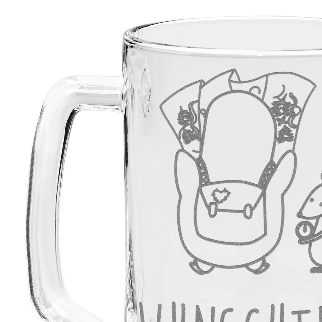 Personalisierter Gravur Bierkrug Pinguin & Maus Wanderer Bierkrug Geschenk Mit Namensgravur, Rustikaler Bierkrug Mit Namen, Sammlerkrug Mit Namensgravur, Bayerischer Bierkrug Mit Namensgravur, Gravierbarer Maßkrug Mit Namen, Glaskrug Mit Namensgravur, Hochzeitskrug Mit Namensgravur, Personalisierter Bierkrug Mit Namen, Kellnerkrug Mit Wunschname, Maßkrug Mit Namensdruck, Bierseidel Mit Wunschname, Steinzeugkrug Mit Namensgravur, Keramikkrug Mit Wunschname, Edelstahlkrug Mit Name, Geburtstagskrug Mit Name, Porzellankrug Mit Wunschname, Zinnkrug Mit Namensgravur, Bierkrug Mit Namensgravur, Brauerei-Krug Mit Wunschname, Jubiläums-Krug Mit Namen, Oktoberfestkrug Mit Name, Tonkrug Mit Namensdruck, Vatertagskrug Mit Wunschname, Bierhumpen Mit Namensdruck, Traditioneller Bierkrug Mit Wunschname, Pinguin, Wanderlust, Abenteuer, wandern, Abenteurer, Ausflug, Pinguine, Roadtrip