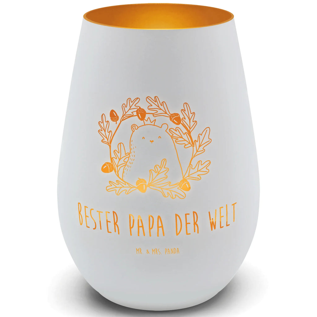 Gold Windlicht Bär König Goldfarbenes Windlicht Aus Metall, Windlicht Für Teelicht Gold, Edles Windlicht Gold, Windlicht In Gold, Laterne Gold, Windlicht Gold Vintage, Windlicht Gold Stehend, Gold Windlicht Für Wohnzimmer, Windlicht Gold Für Garten, Windlicht Gold Für Balkon, Teelichthalter Gold, Windlicht Goldfarben, Stimmungslicht Goldfarben, Windlicht Gold Groß, Gold Windlicht, Windlicht Gold Modern, Goldener Windlichthalter, Windlicht Gold Hängend, Windlicht Gold Romantisch, Windlicht Gold Shabby Chic, Windlicht Gold Für Hochzeit, Deko Windlicht Gold, Windlicht Tischdeko Gold, Windlicht Gold Design, Windlicht Glas Gold, Kerzenhalter Gold, Windlicht Gold Für Innen Und Außen, Kerzen Deko Goldfarben, Windlicht Für Stumpenkerze Gold, Luxuriöses Windlicht Gold, Windlicht Gold Mit Muster, Windlicht Metall Gold, Windlicht Gold Minimalistisch, Windlicht Gold Für Weihnachten, Windlicht Gold Orientalisch, Windlicht Gold Klein, Leuchtelement Gold Deko, Glanzvolles Windlicht In Gold, Bär, Teddy, Teddybär, Papa Bär, weltbester Papa, Daddy, Dad, Papa, Vatertag, bester Papa, bester Vater, Vater, Papi