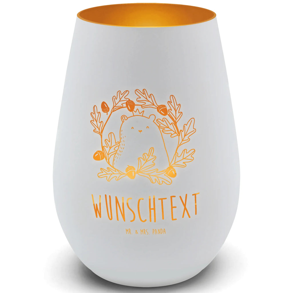 Gold Windlicht Personalisiert Bär König Windlicht Mit Widmung Goldfarben, Deko Windlicht Gold Mit Namen, Windlicht Mit Gravur Goldfarben, Windlicht Gold Mit Spruch, Windlicht Aus Glas Gold Mit Text, Windlicht Gold Geschenk Personalisiert, Windlicht In Gold Personalisiert, Windlicht Mit Initialen In Gold, Luxuriöses Windlicht In Gold Personalisiert, Windlicht Goldfarben Mit Personalisierung, Windlicht Mit Persönlicher Botschaft Gold, Windlicht Aus Metall Gold Mit Gravur, Personalisiertes Windlicht Gold, Windlicht Gold Mit Liebevollem Spruch, Gold Windlicht Hochzeit Mit Wunschtext, Laterne Gold Mit Personalisierung, Edles Windlicht Goldfarben Mit Text, Kerzenhalter Gold Mit Gravur, Windlicht Gold Romantisch Mit Gravur, Tischdeko Windlicht Gold Mit Namen, Windlicht Gold Für Weihnachten Mit Spruch, Windlicht Mit Wunschtext Gold, Goldener Teelichthalter Mit Wunschtext, Windlicht Gold Für Innenbereich Mit Wunschtext, Windlicht Gold Mit Namen, Bär, Teddy, Teddybär, Dad, bester Vater, Daddy, Papa Bär, weltbester Papa, Vatertag, Vater, Papa, bester Papa, Papi