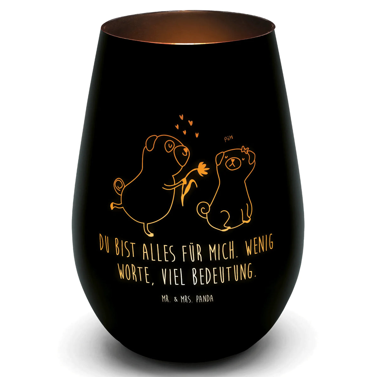 Gold Lantern pug In love Kerzenglas, Glaslaterne, Laterne, Graviertes Windlicht, windlicht mit gravur, gold teelichthalter, Teelichthalter Gold, licht deko, Tischlaterne, Windlicht Gold, teelichtglas, Goldenes Windlicht, Windlicht Balkon, Windlicht Gravur, deko licht, gold kerzenhalter, Teelichthalter Glas, kerzenhalter für teelichter, dekolicht, Deko Windlicht, Kerzenhalter, Glas Windlicht, Windlicht Glas, Windlicht Terrasse, Gold Windlicht, ambiente licht, Outdoor Windlicht, Windlicht Teelicht, Teelichthalter, Gartenlicht, Garten Windlicht, Sprüche, Hund, Hunderasse, Hundebesitzer, Hundemotiv, Haustier, Tierliebhaber, Geschenk Freund, Liebe, Partner, Möpse, Hundeliebe, Mops, Verliebt, Liebesspruch. Verlobt