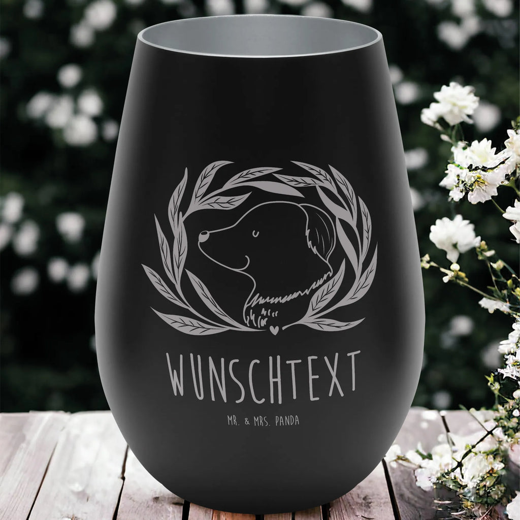 Gold Windlicht Personalisiert Hund Blumen Windlicht Goldfarben Mit Personalisierung, Windlicht Gold Für Innenbereich Mit Wunschtext, Windlicht Gold Mit Namen, Windlicht Mit Persönlicher Botschaft Gold, Kerzenhalter Gold Mit Gravur, Windlicht Aus Glas Gold Mit Text, Windlicht Mit Gravur Goldfarben, Windlicht In Gold Personalisiert, Windlicht Gold Mit Liebevollem Spruch, Laterne Gold Mit Personalisierung, Windlicht Mit Wunschtext Gold, Luxuriöses Windlicht In Gold Personalisiert, Windlicht Gold Für Weihnachten Mit Spruch, Windlicht Mit Widmung Goldfarben, Windlicht Mit Initialen In Gold, Deko Windlicht Gold Mit Namen, Windlicht Gold Mit Spruch, Tischdeko Windlicht Gold Mit Namen, Personalisiertes Windlicht Gold, Windlicht Aus Metall Gold Mit Gravur, Edles Windlicht Goldfarben Mit Text, Windlicht Gold Geschenk Personalisiert, Windlicht Gold Romantisch Mit Gravur, Gold Windlicht Hochzeit Mit Wunschtext, Goldener Teelichthalter Mit Wunschtext, Hund, Hundemotiv, Haustier, Hunderasse, Tierliebhaber, Hundebesitzer, Sprüche, Ranke, Hundeglück, Hunde, Selbsttherapie, Hundeliebe, Therapie