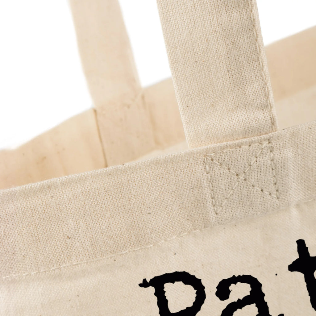 Tote bag Saying Patenopa: Der Mann, der Mythos, der Legenden-Erzähler. Beuteltasche, Beutel, Einkaufstasche, Jutebeutel, Stoffbeutel, Tasche, Shopper, Umhängetasche, Strandtasche, Schultertasche, Stofftasche, Tragetasche, Badetasche, Jutetasche, Einkaufstüte, Laptoptasche, Familie, Vatertag, Muttertag, Bruder, Schwester, Mama, Papa, Oma, Opa