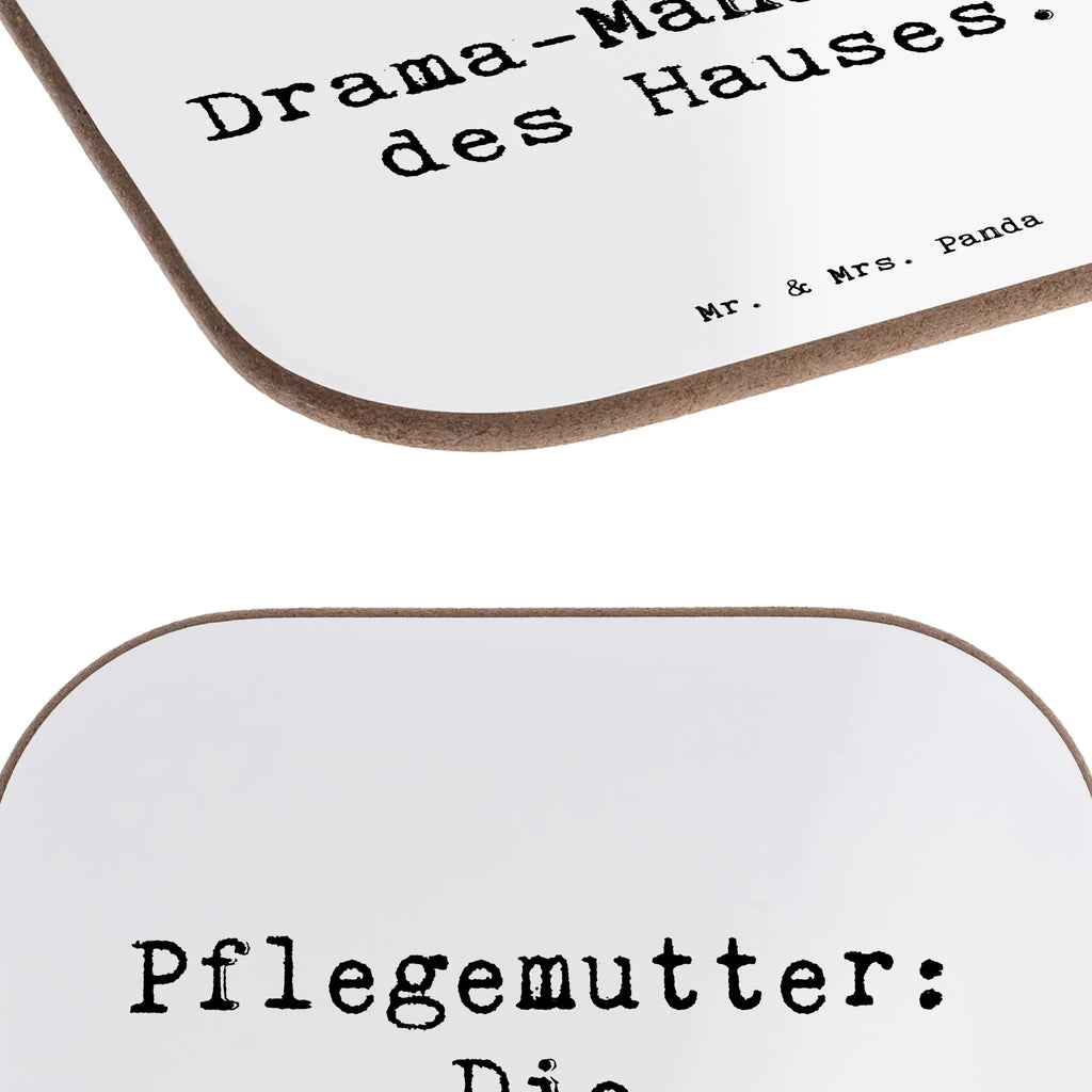 Square coaster Saying Pflegemutter: Die Drama-Managerin des Hauses. Untersetzer, Bierdeckel, Glasuntersetzer, Untersetzer Gläser, Getränkeuntersetzer, Untersetzer aus Holz, Untersetzer für Gläser, Korkuntersetzer, Untersetzer Holz, Holzuntersetzer, Tassen Untersetzer, Untersetzer Design, Familie, Vatertag, Muttertag, Bruder, Schwester, Mama, Papa, Oma, Opa