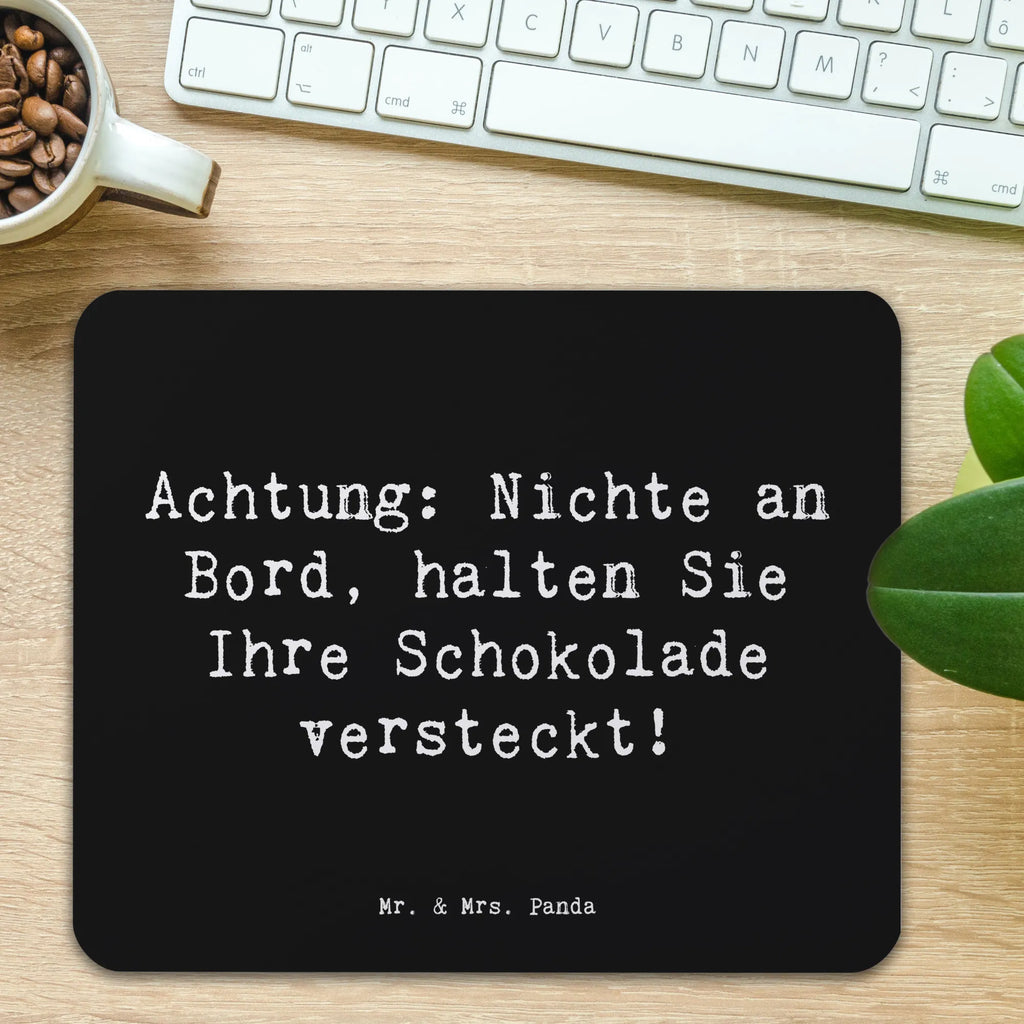 Mouse mat Saying Achtung: Nichte an Bord, halten Sie Ihre Schokolade versteckt! Mauspad Büro, Büroausstattung, Arbeitszimmer, Computer zubehör, Designer Mauspad, Mauspad, Mausunterlage, Einzigartiges Mauspad, Mousepad, PC Zubehör, Familie, Vatertag, Muttertag, Bruder, Schwester, Mama, Papa, Oma, Opa