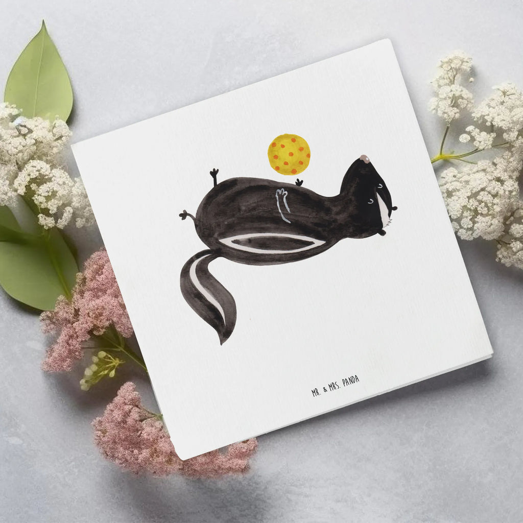 Deluxe Card skunk ball Glückwunschkarte, Klappkarte, Grußkarte, faltkarte, anlasskarte, doppelkarte, Stinktier, Skunk, Weisheit, Stinker, Wildtier, Stinki, Verspielt, Raubtier