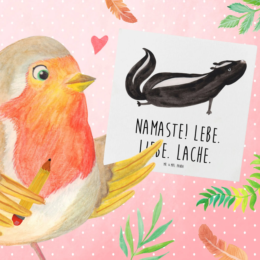 Deluxe Card skunk yoga Glückwunschkarte, doppelkarte, faltkarte, Klappkarte, Grußkarte, anlasskarte, Stinktier, Skunk, Lebe, Stinki, Yoga, Liebe, Lache, Namaste, Wildtier, Raubtier, Stinker