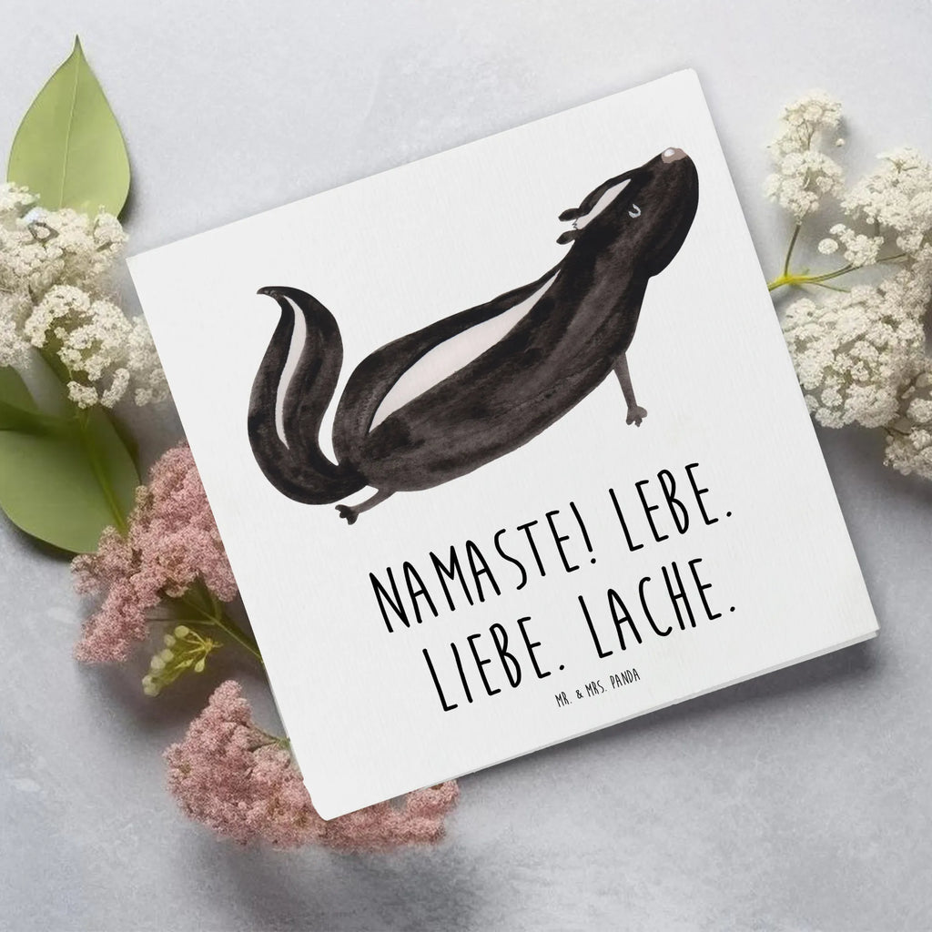 Deluxe Card skunk yoga Glückwunschkarte, doppelkarte, faltkarte, Klappkarte, Grußkarte, anlasskarte, Stinktier, Skunk, Lebe, Stinki, Yoga, Liebe, Lache, Namaste, Wildtier, Raubtier, Stinker