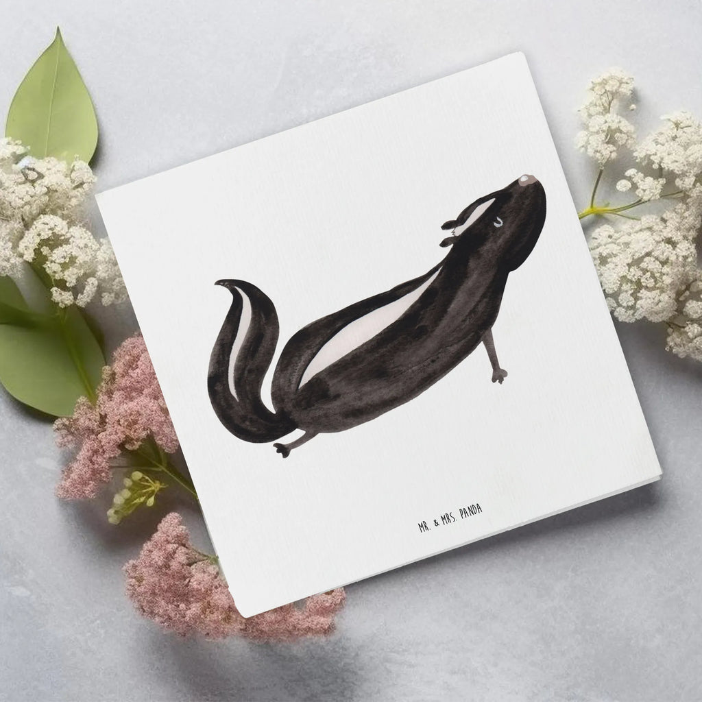Deluxe Card skunk yoga Glückwunschkarte, doppelkarte, faltkarte, Klappkarte, Grußkarte, anlasskarte, Stinktier, Skunk, Lebe, Stinki, Yoga, Liebe, Lache, Namaste, Wildtier, Raubtier, Stinker